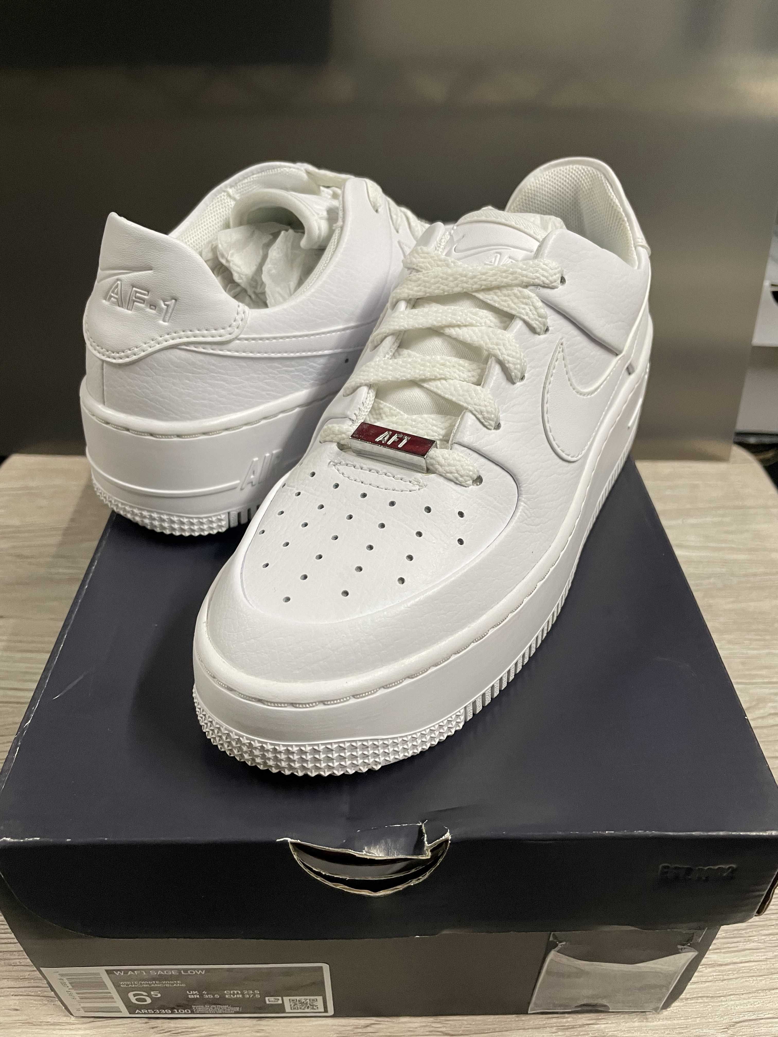 Nike Women's Air Force Sage Low "Triple White"