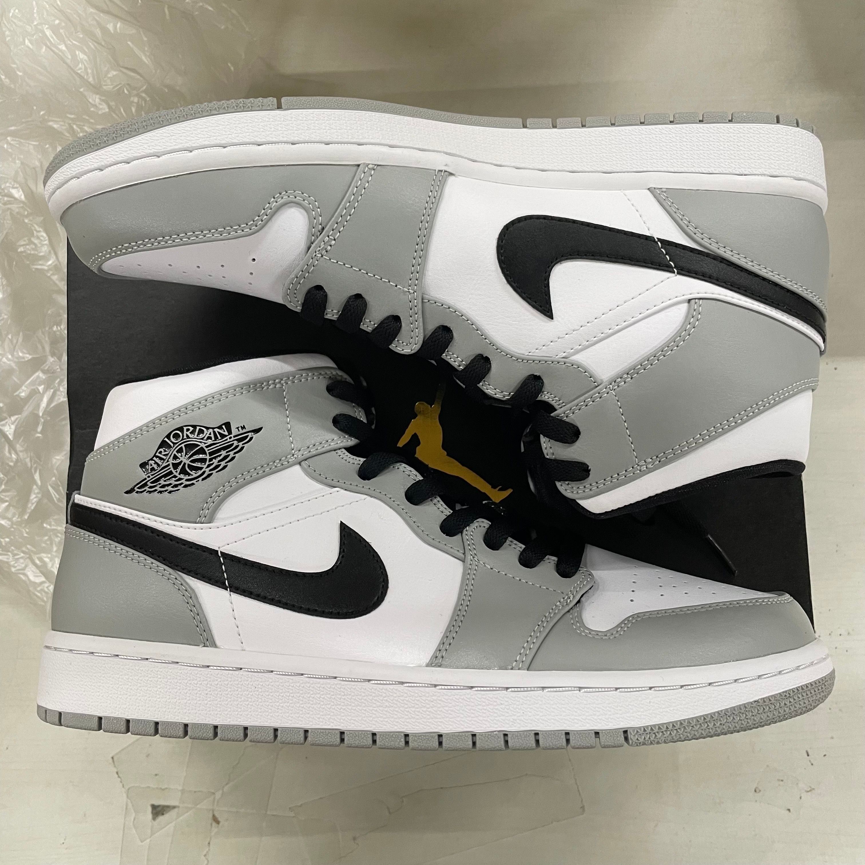 Nike Air Jordan 1 Mid "Light Smoke Grey/White/Black"