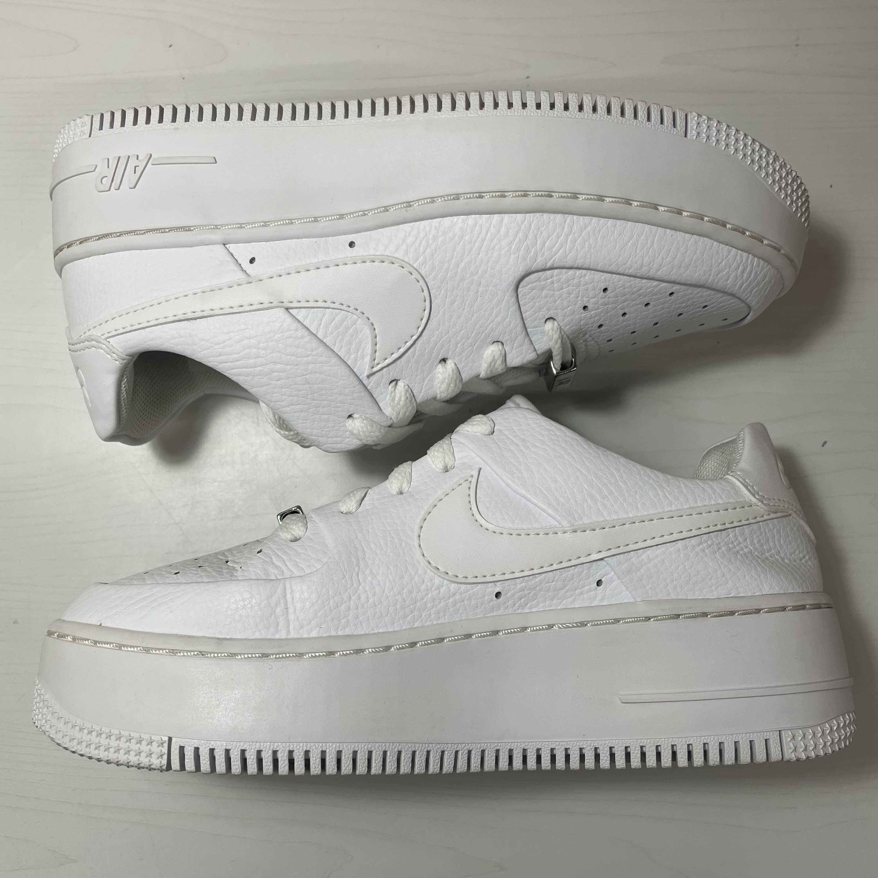 Nike Women's Air Force Sage Low "Triple White"
