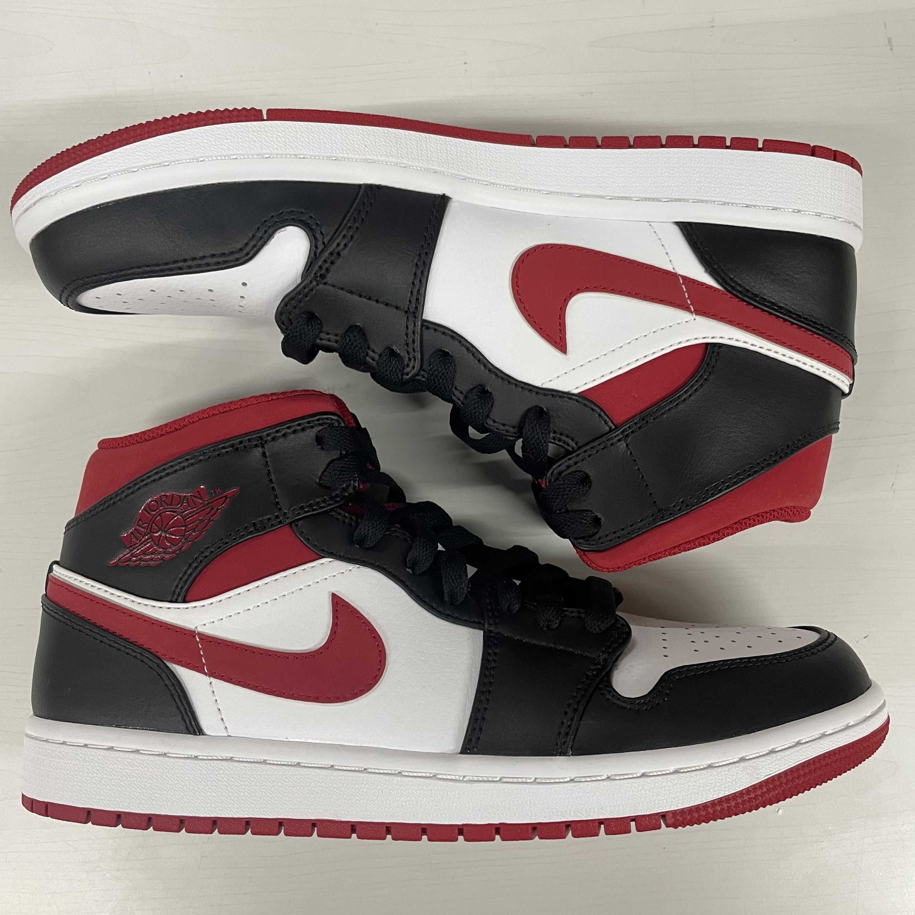 Nike Air Jordan 1 Mid "White/Gym Red Black"