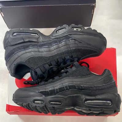 Nike Air Max 95 Essential "Black/Dark Grey/Black"