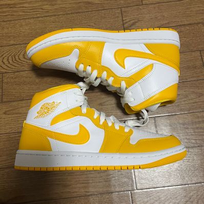 Nike Women's Air Jordan 1 Mid "Lemon"