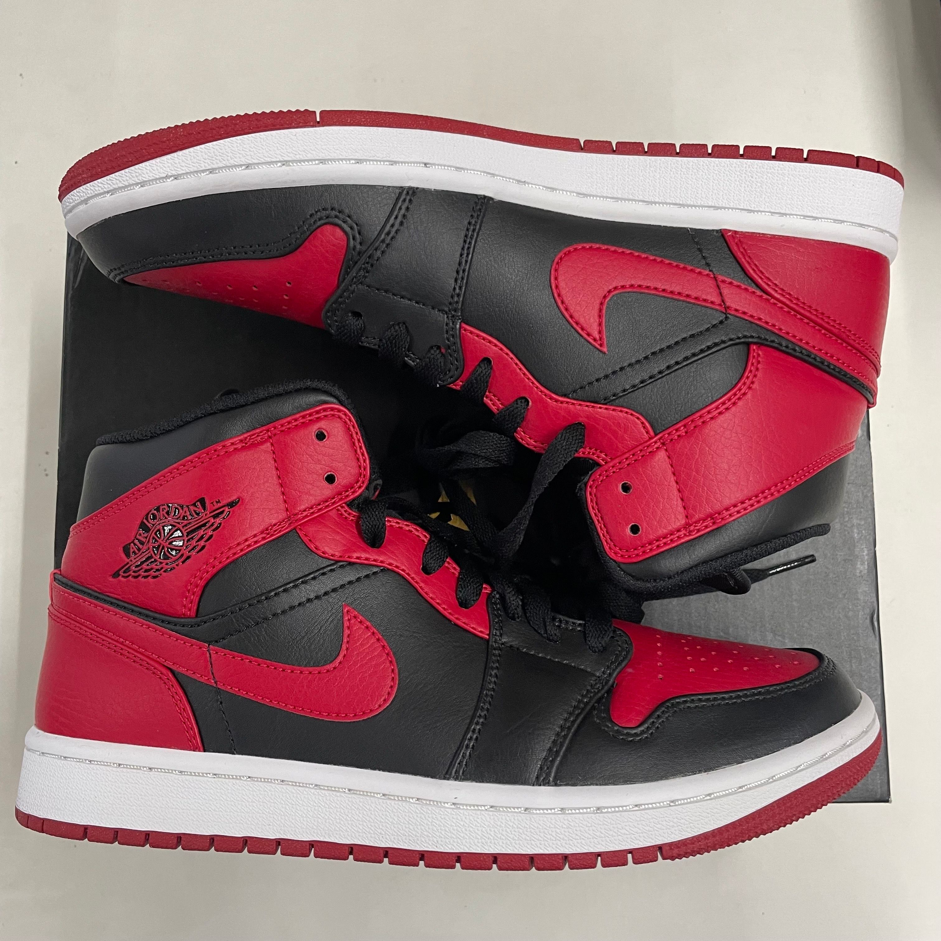 Nike Air Jordan 1 Mid "Bred"