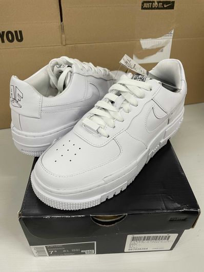 Nike Women's Air Force 1 Low Pixel "White"