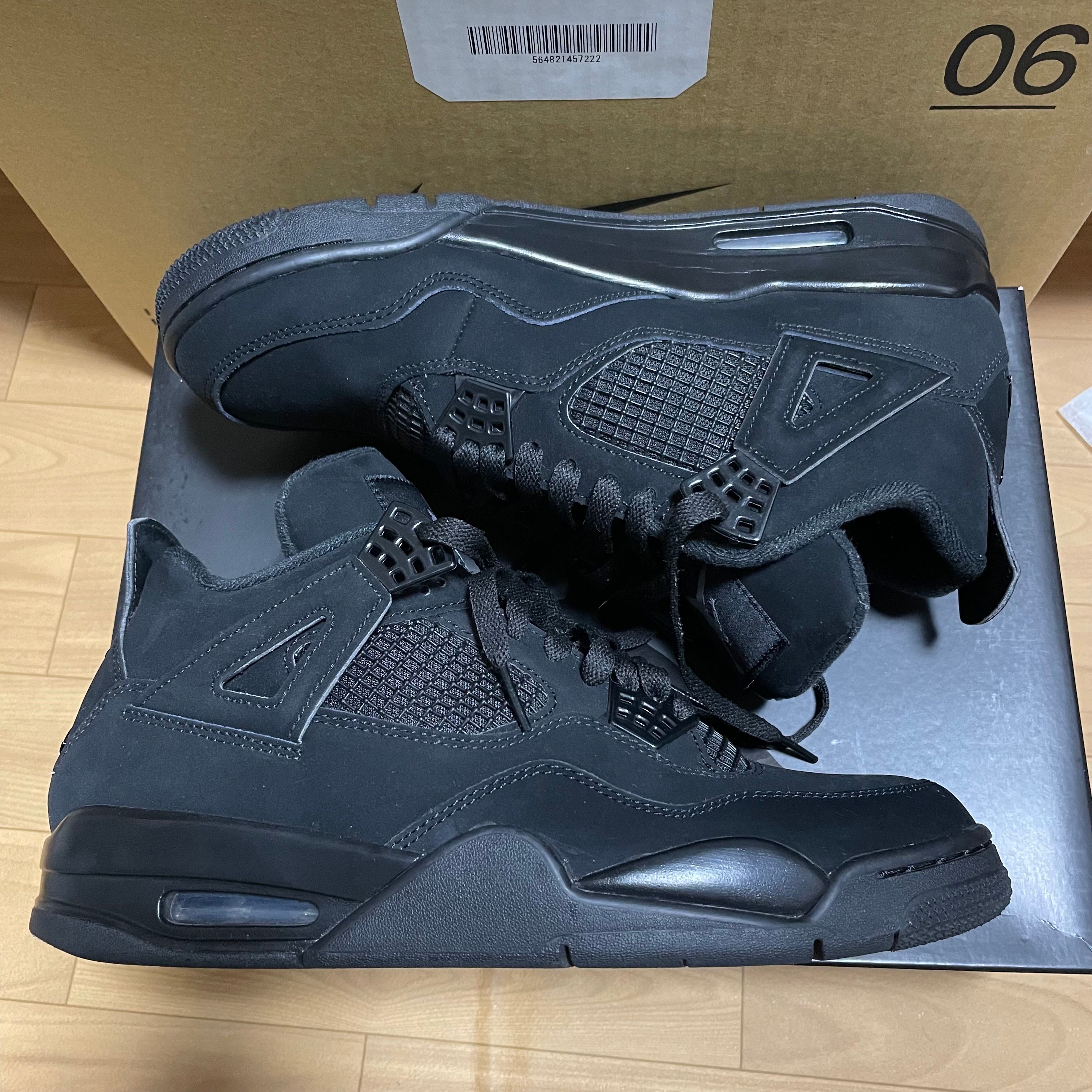 Nike Air Jordan 4 "Black Cat"