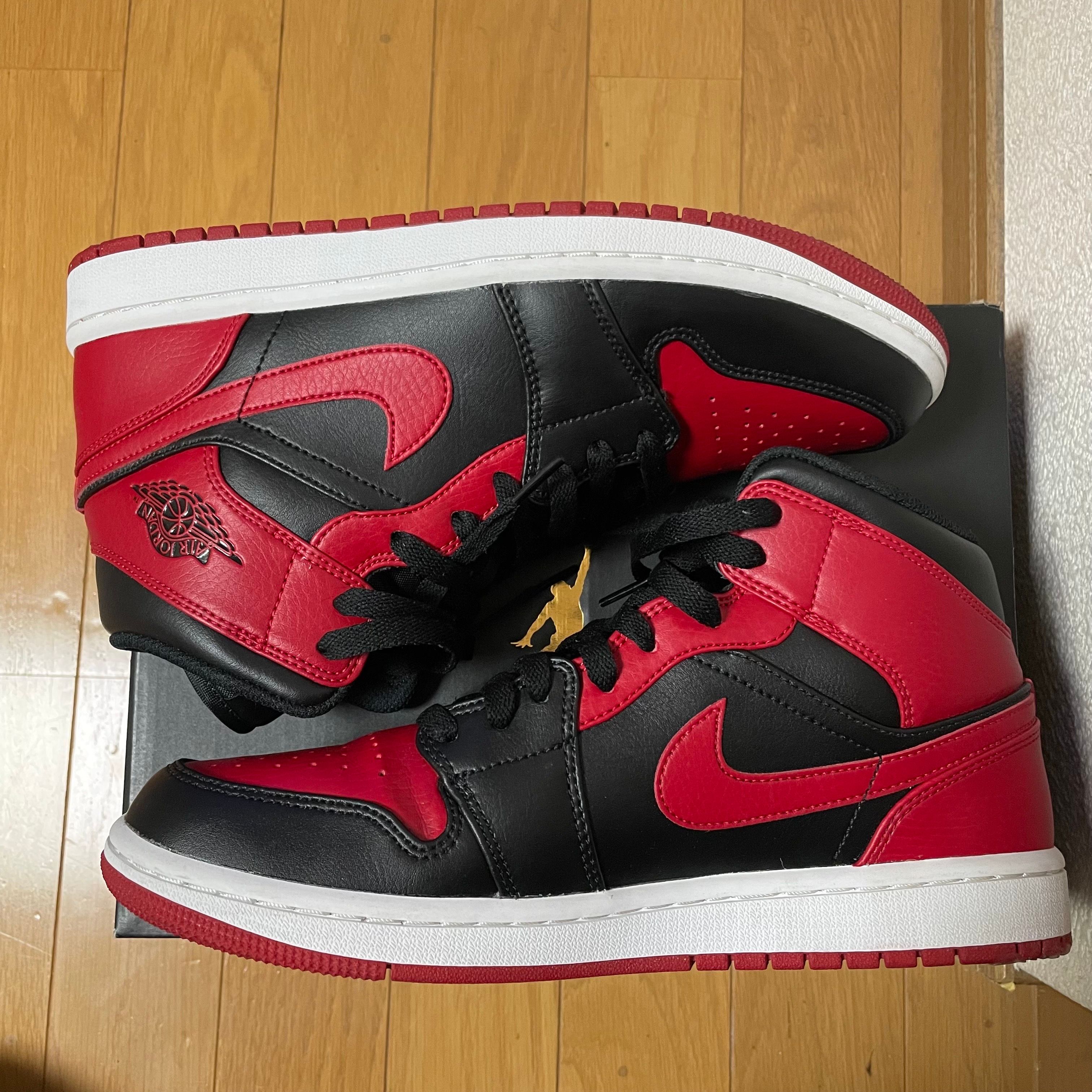 Nike Air Jordan 1 Mid "Bred"