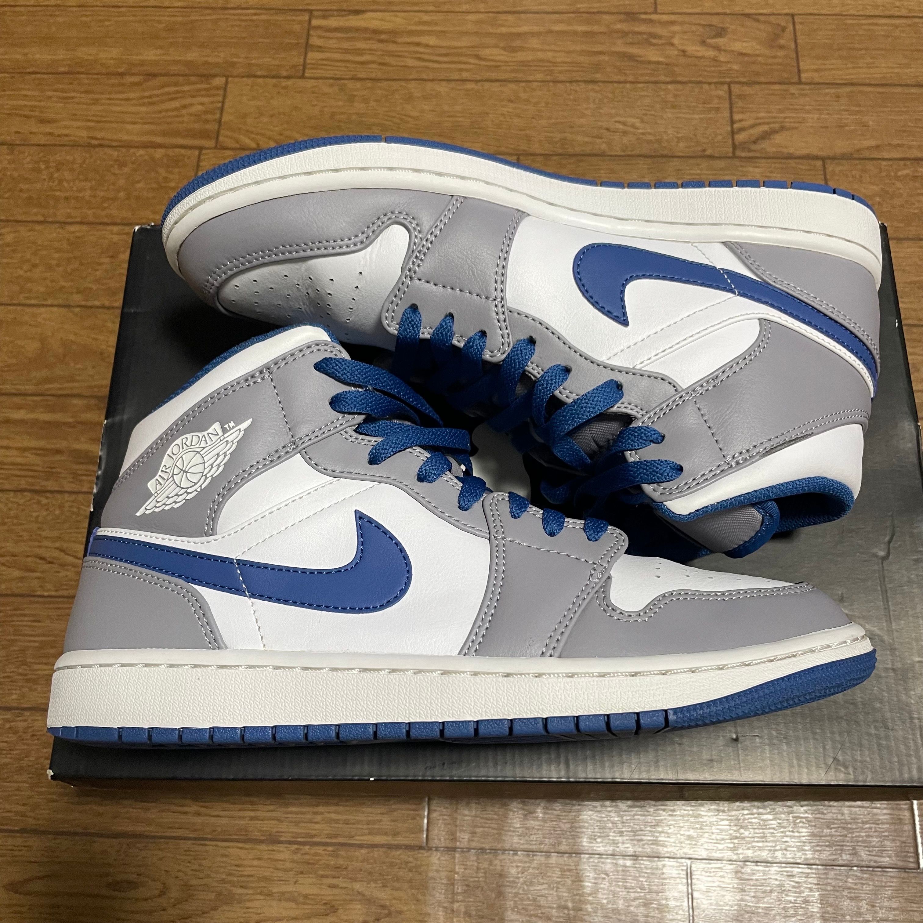 Nike Air Jordan 1 Mid "True Blue"
