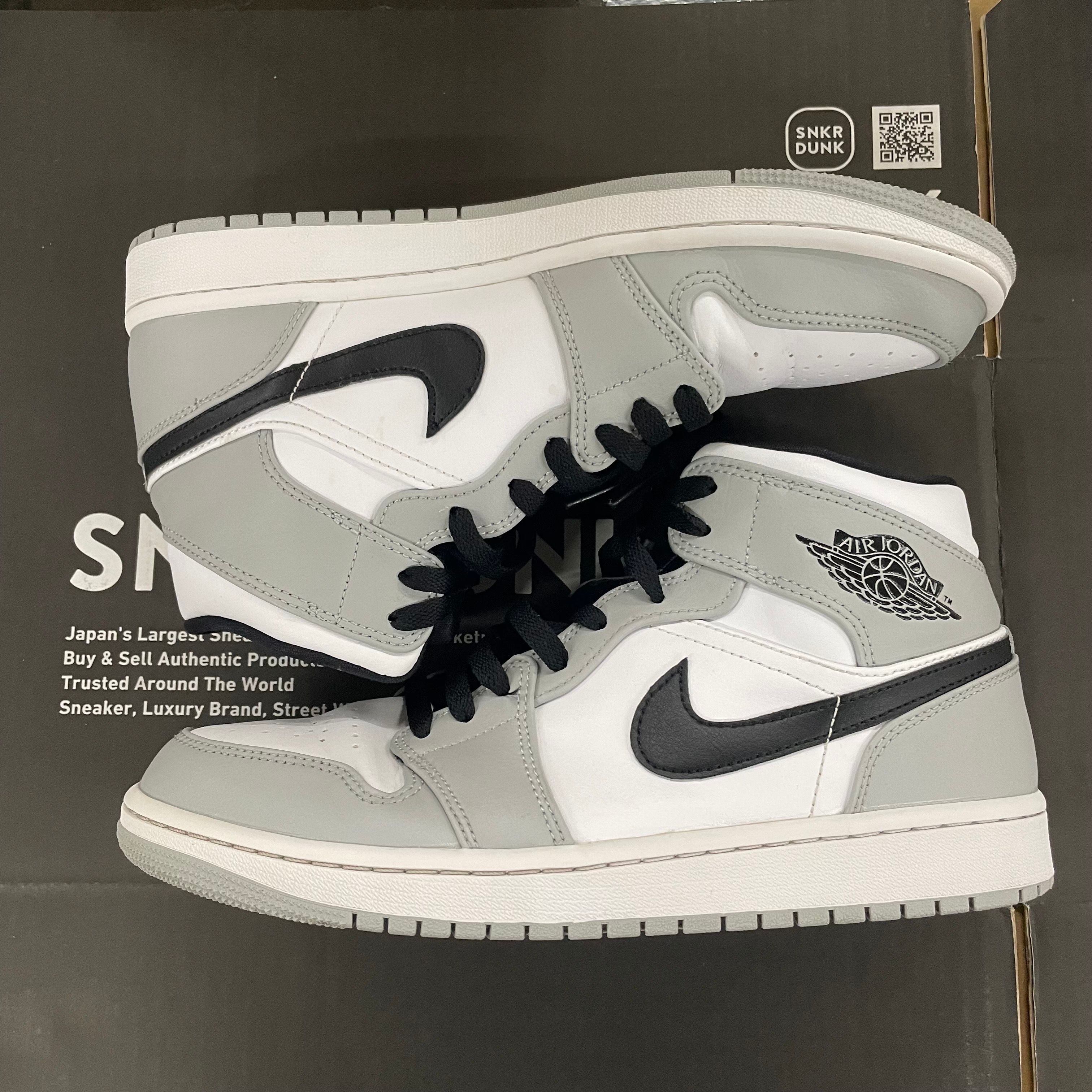 Nike Air Jordan 1 Mid "Light Smoke Grey/White/Black"