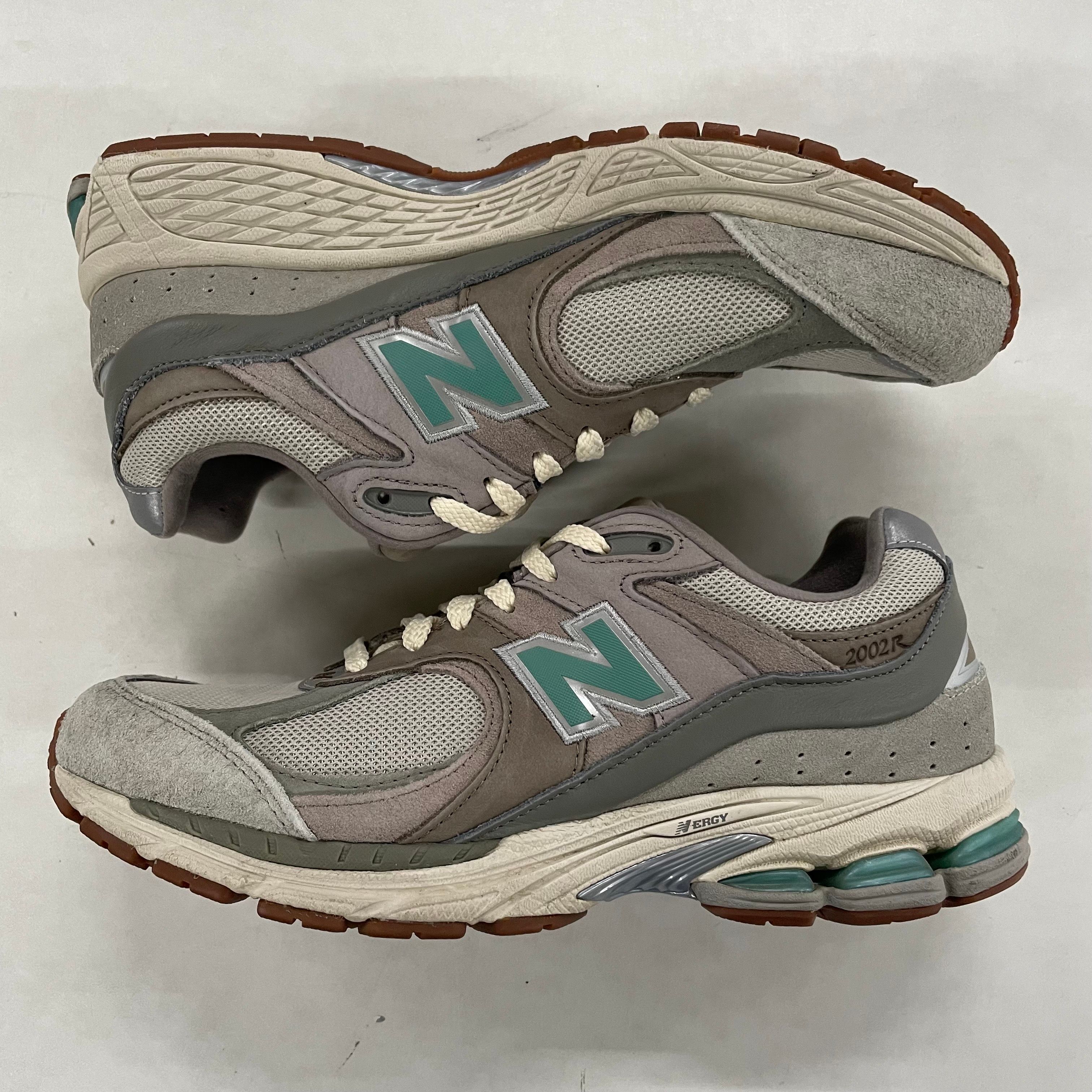 atmos × New Balance 2002R "Oasis"