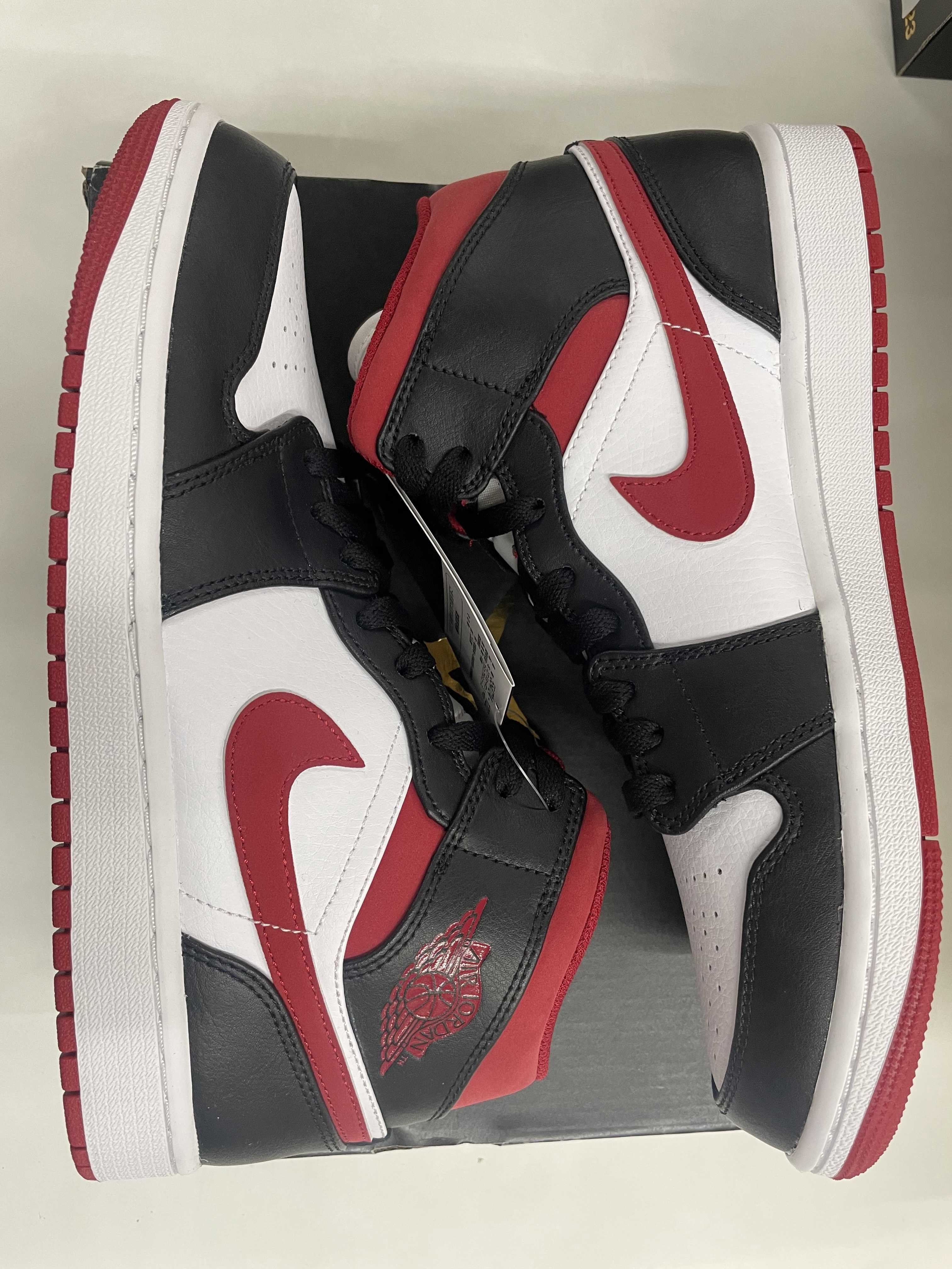Nike Air Jordan 1 Mid "White/Gym Red Black"