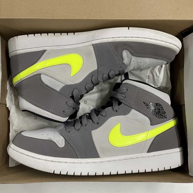 Nike Air Jordan 1 Mid "Gunsmoke Volt"