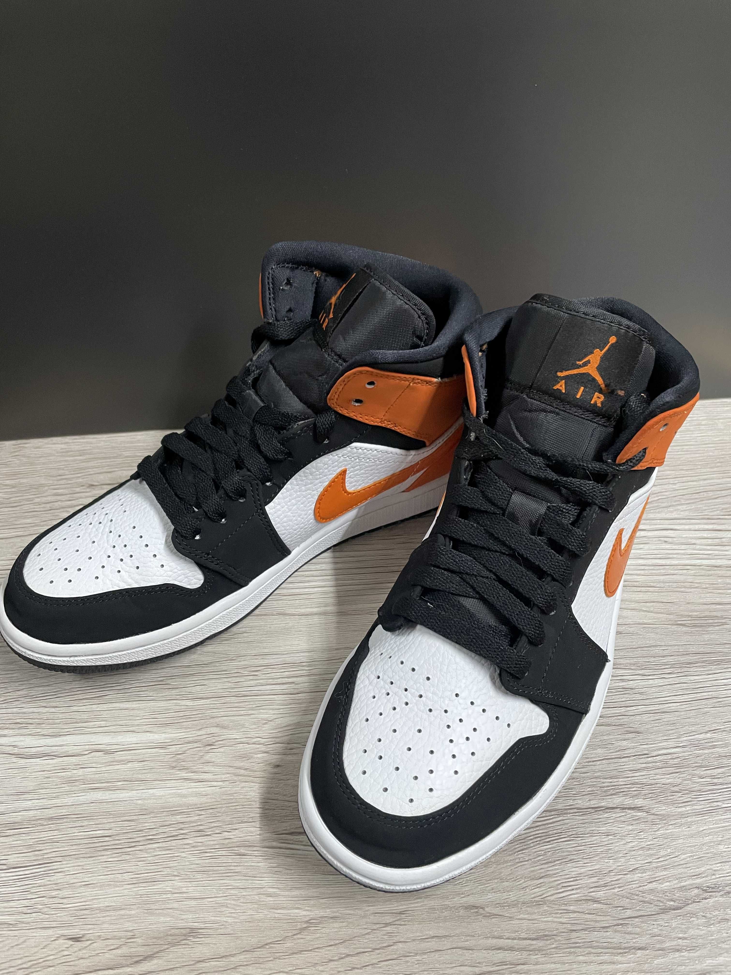 NIKE AIR JORDAN 1 MID "SHATTERED BACKBOARD"
