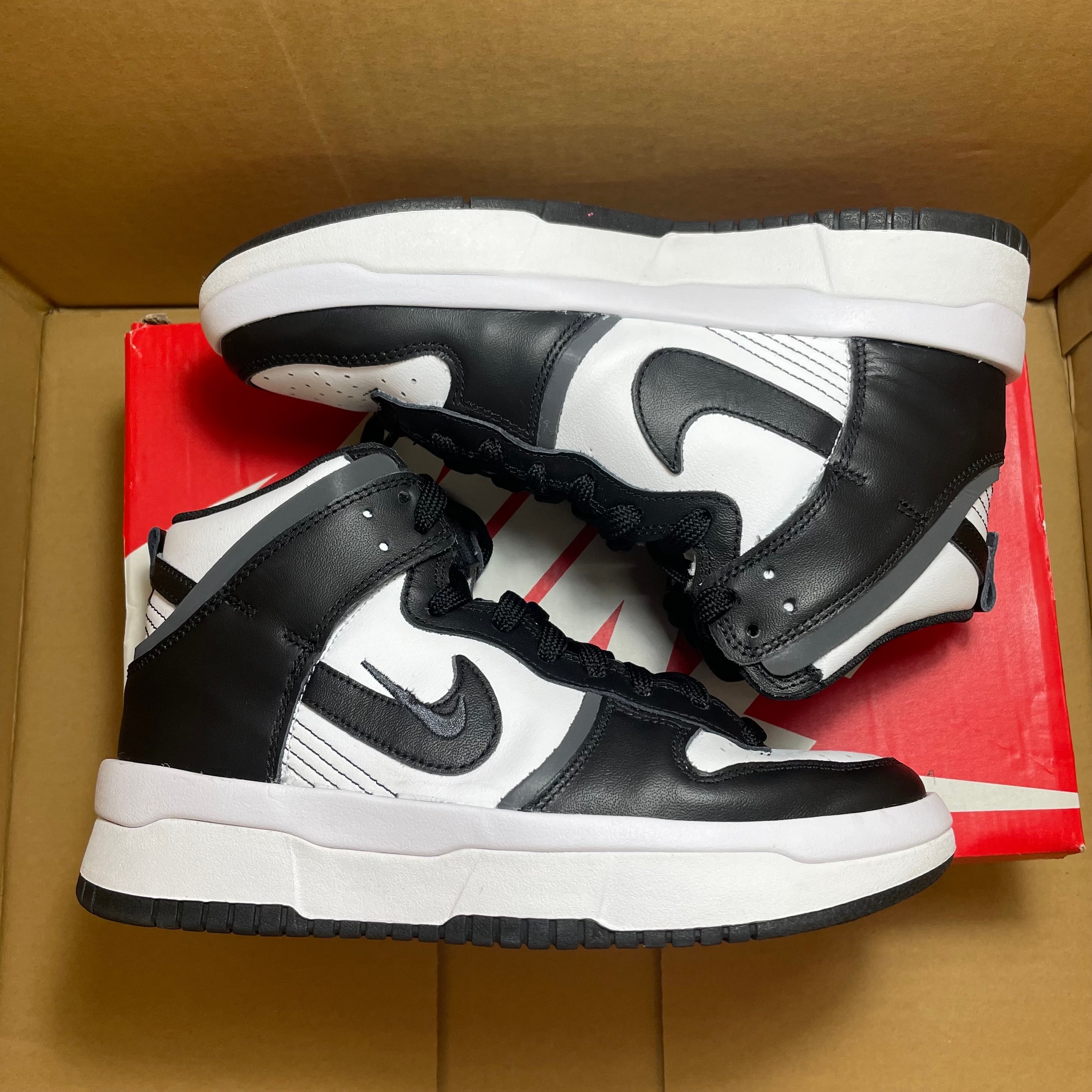 NIKE Women's DUNK HIGH UP "WHITE/BLACK"