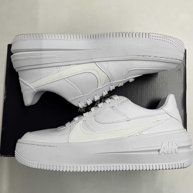 Nike Women's Air Force 1 Low PLT.AF.ORM "White/Summit White/White/White"