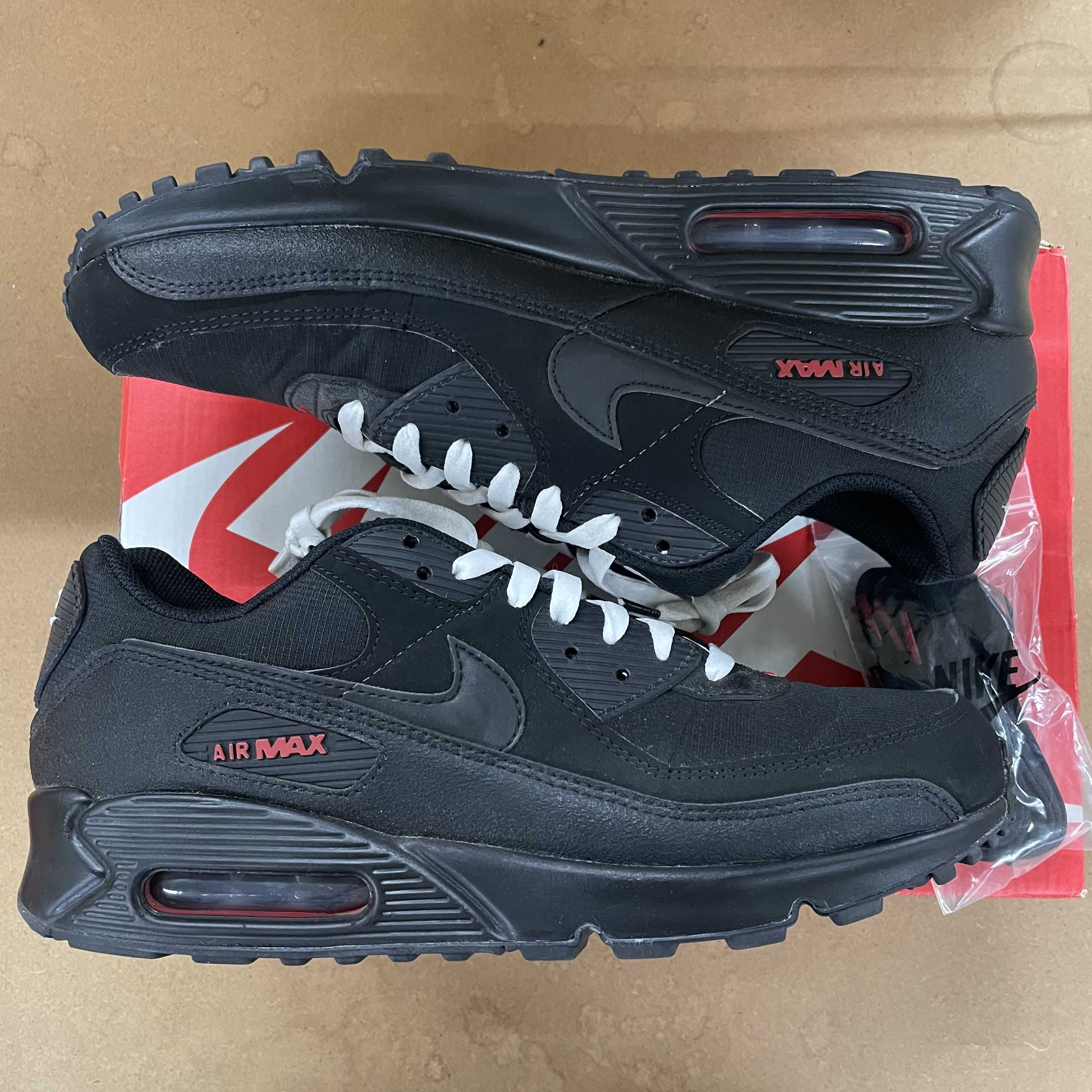 Nike Air Max 90 "Black/Sports Red/White"
