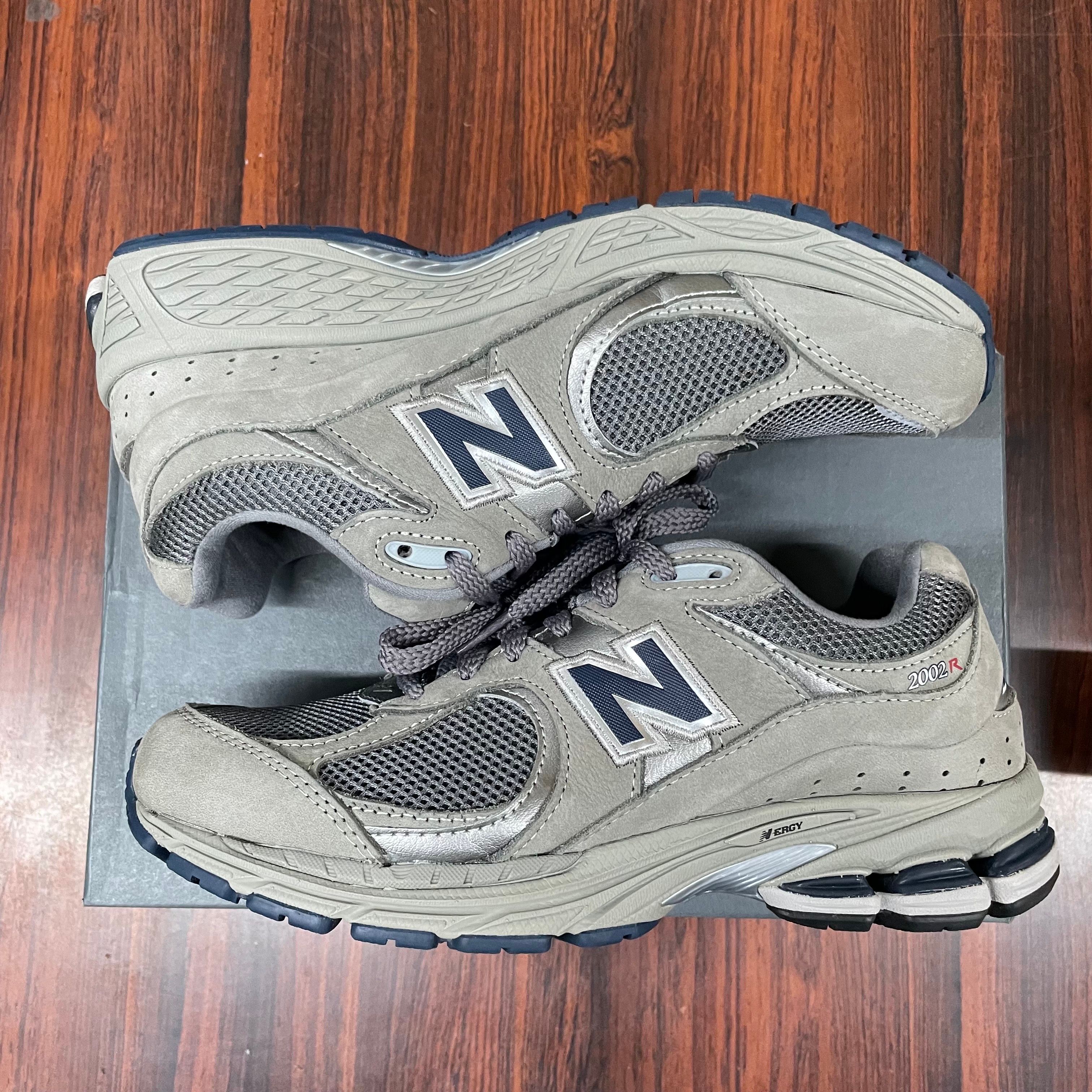 New Balance 2002R "Gray"