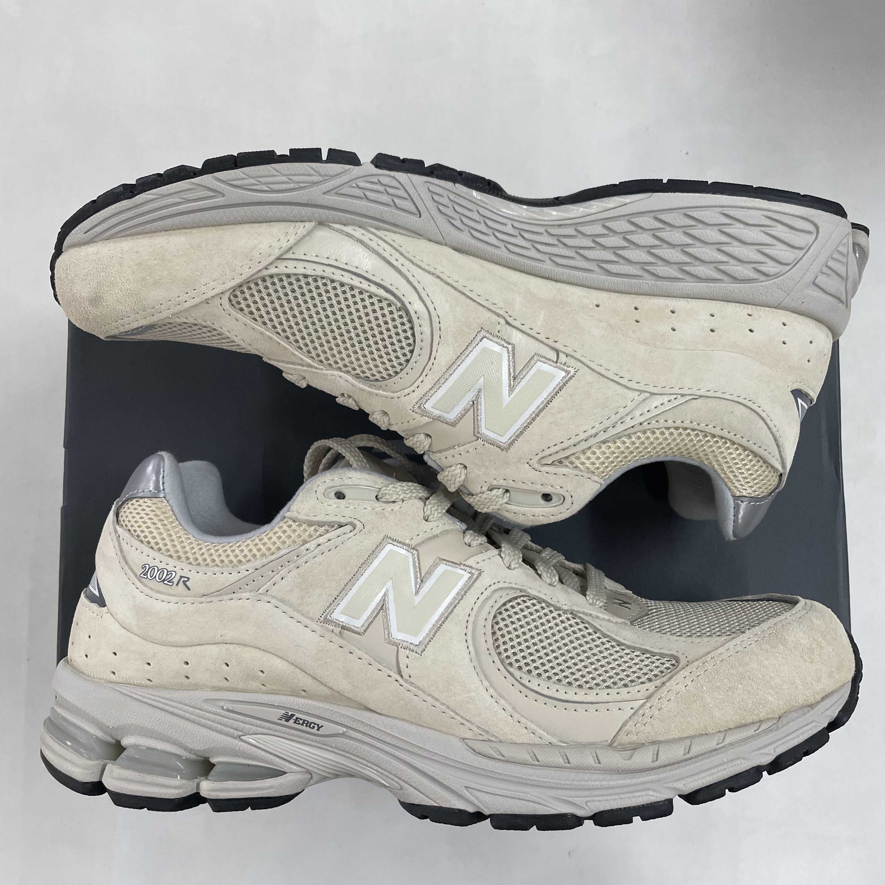 New Balance 2002R "White"