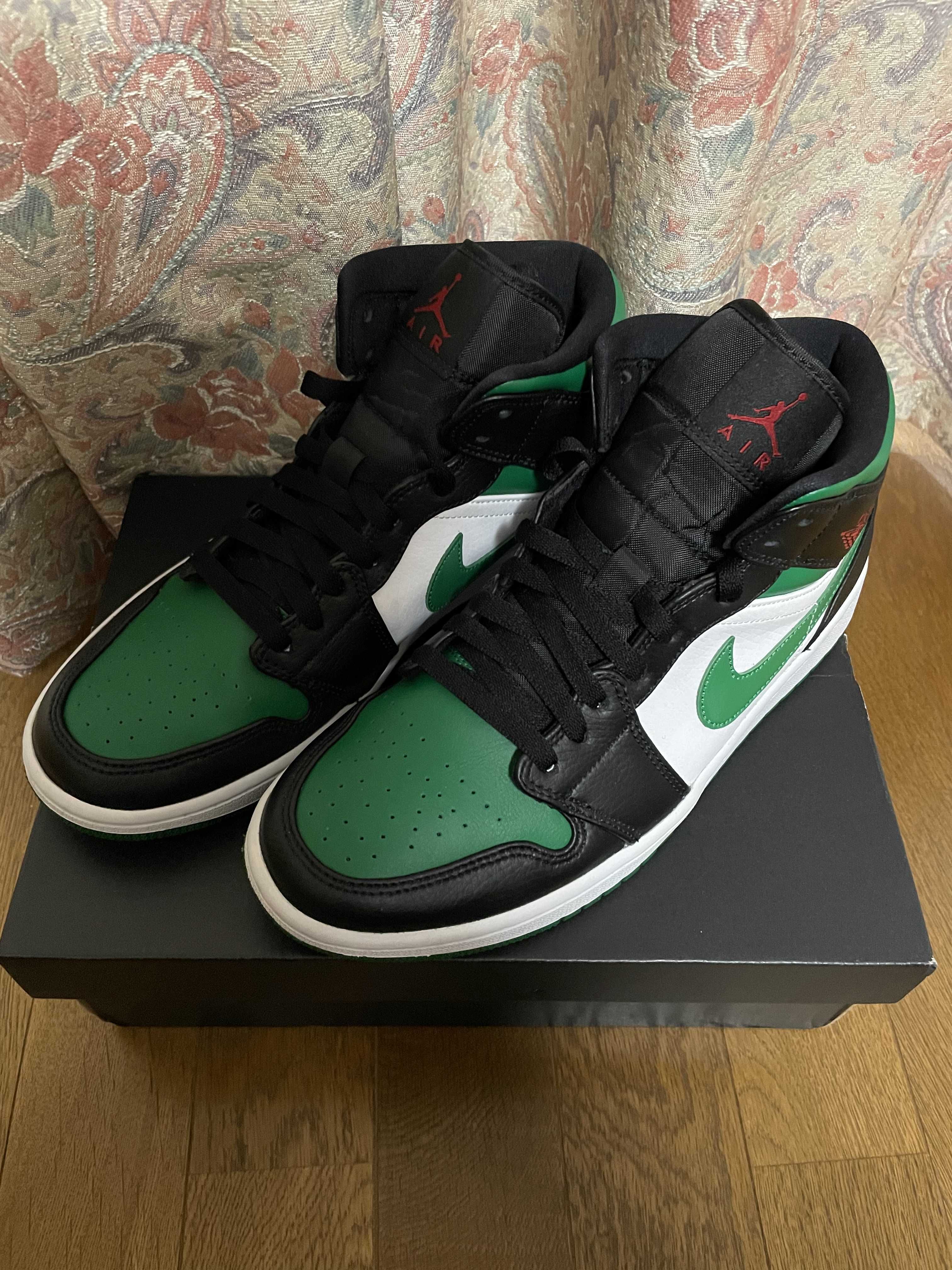 NIKE AIR JORDAN 1 MID "PINE GREEN"