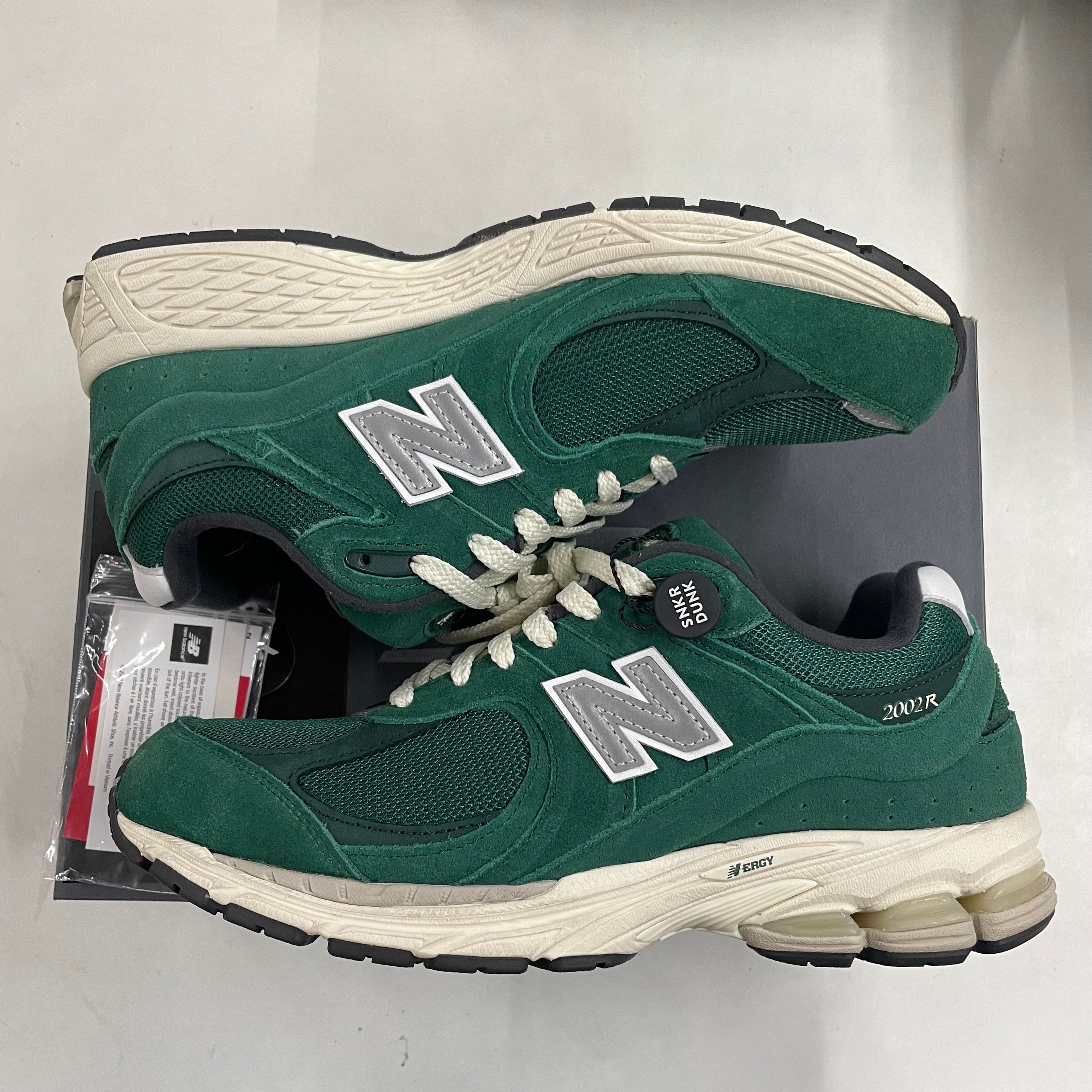 New Balance 2002R "Forest Green"