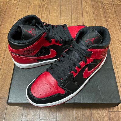 Nike Air Jordan 1 Mid "Bred"