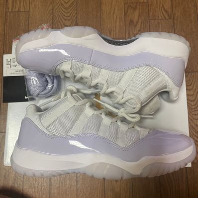Nike WMNS Air Jordan 11 Low