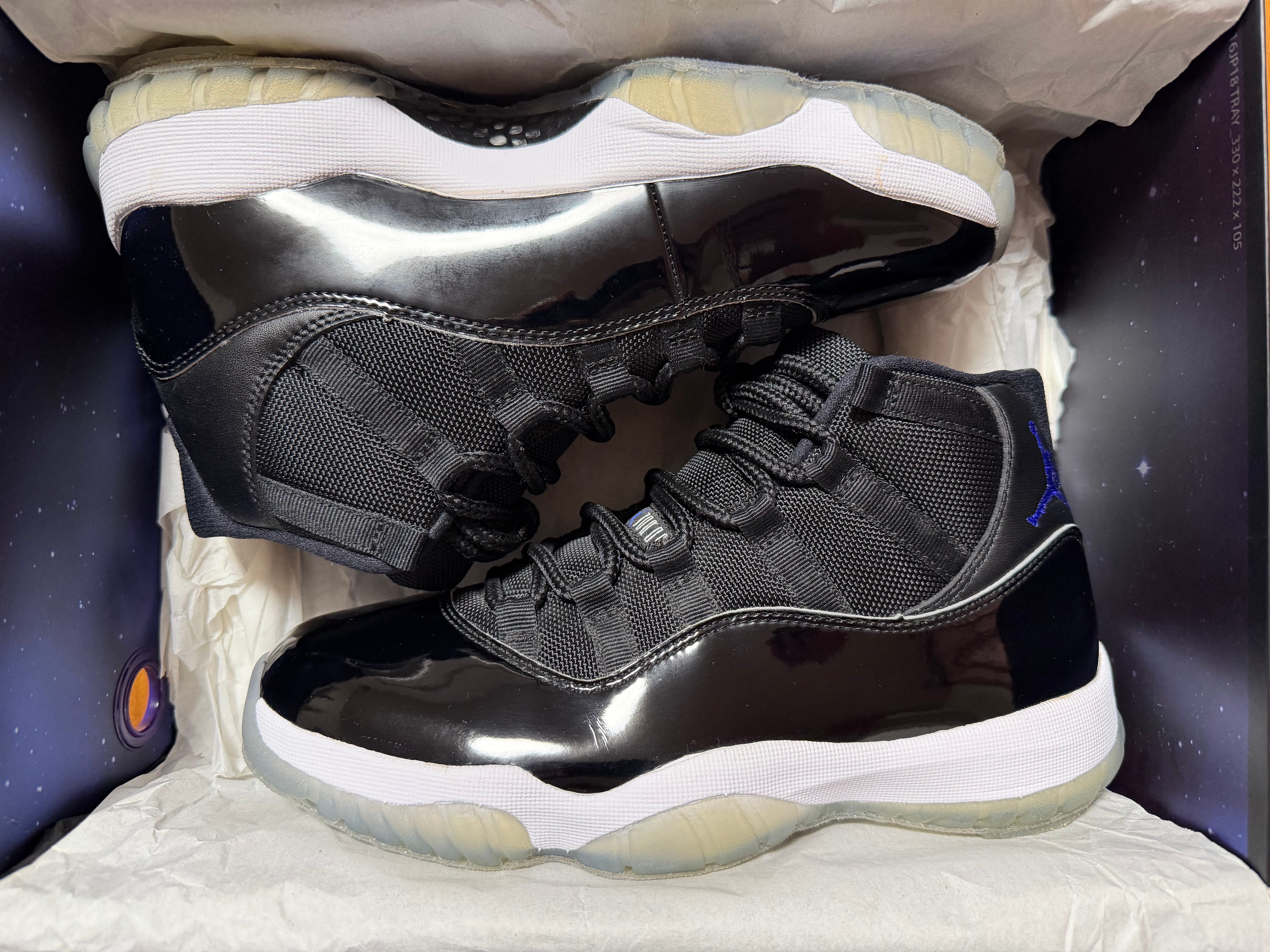 ナイキ エアジョーダン11 レトロ "スペースジャム" (2016)