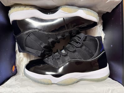 Nike Air Jordan 11 Retro "Space Jam" (2016)