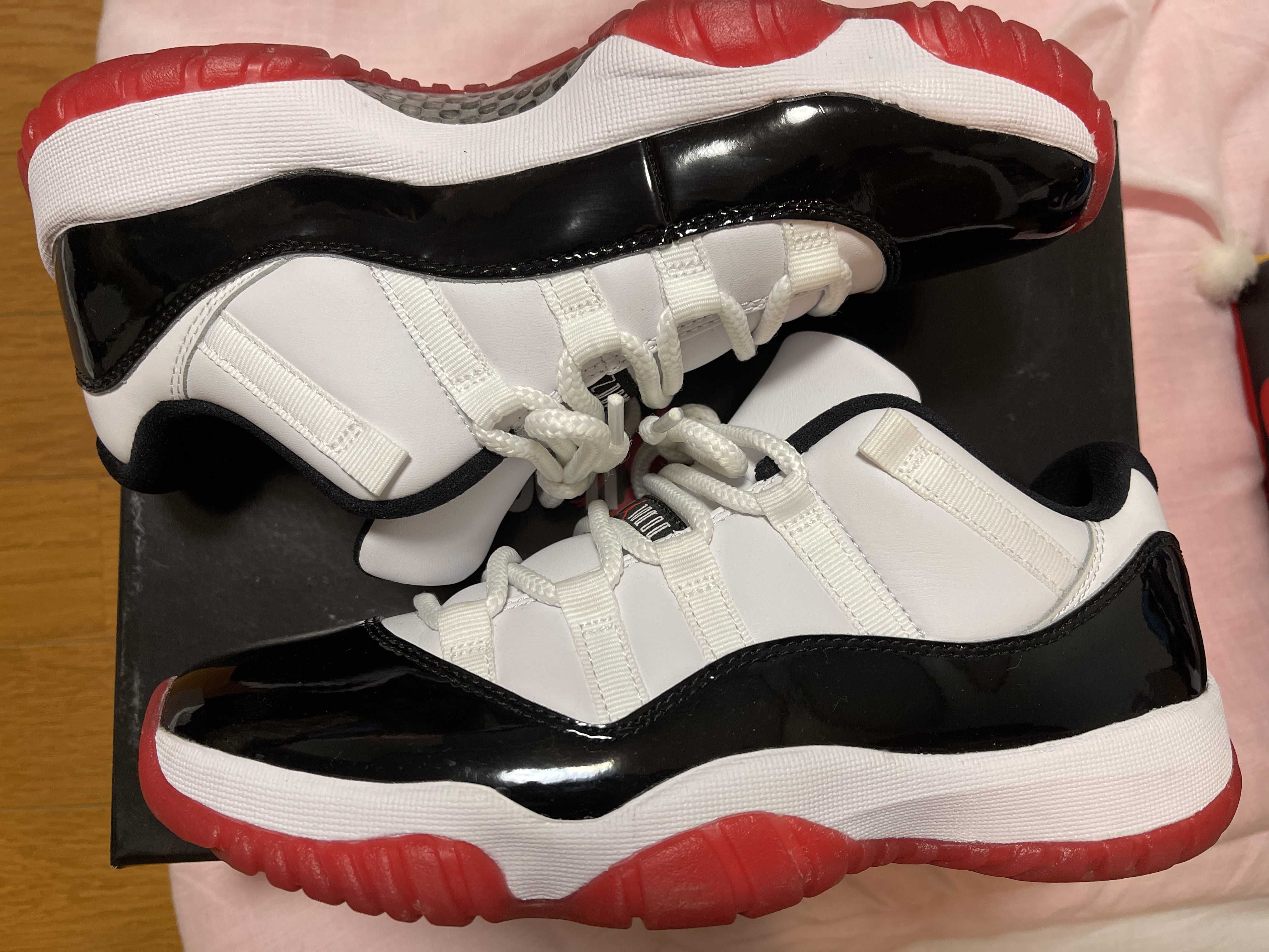 Nike Air Jordan 11 Low "Gym Red"