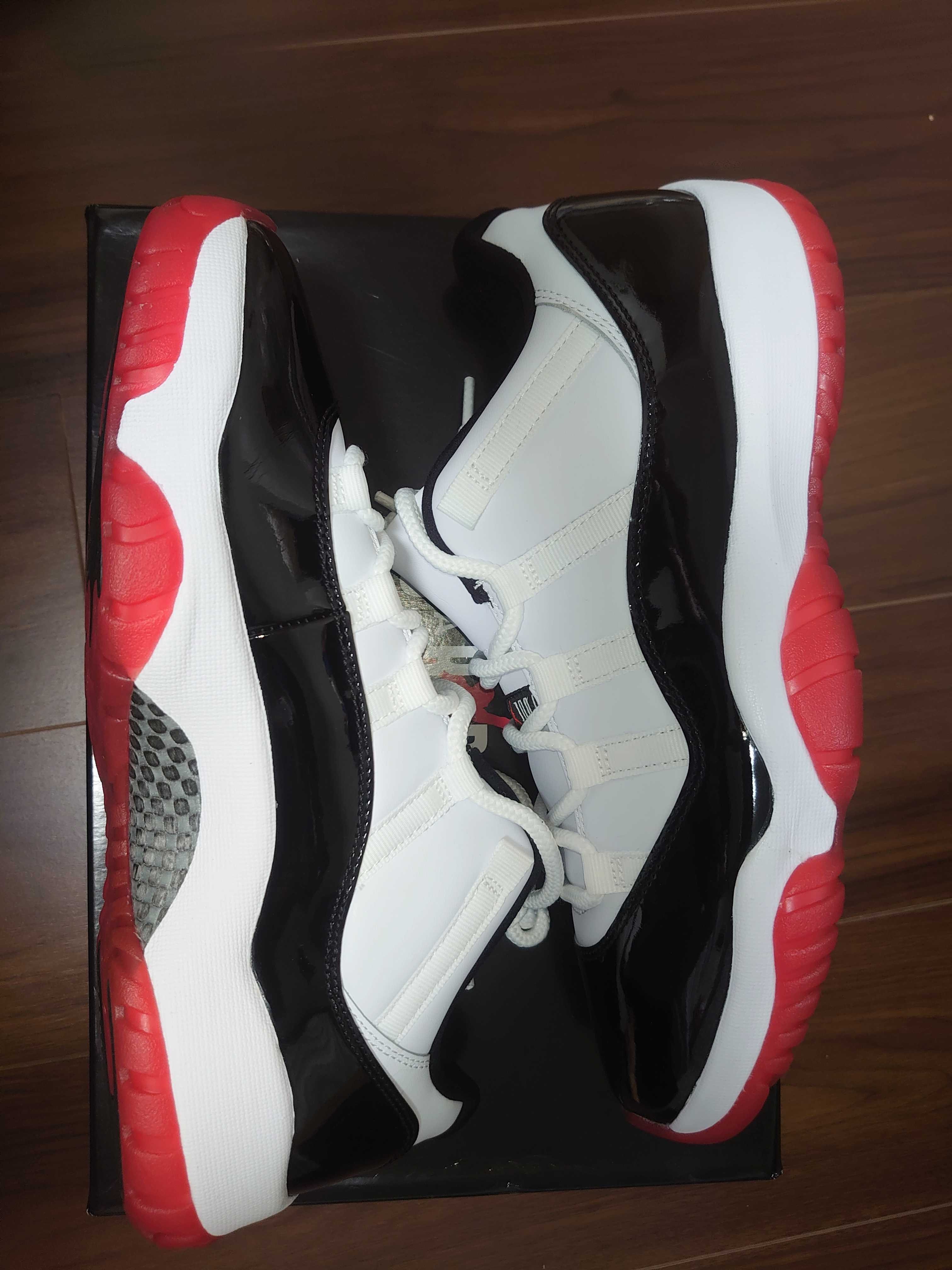 Nike Air Jordan 11 Low "Gym Red"