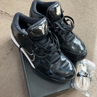 UNDEFEATED × Nike Kobe 4 Protro "Black Mamba"