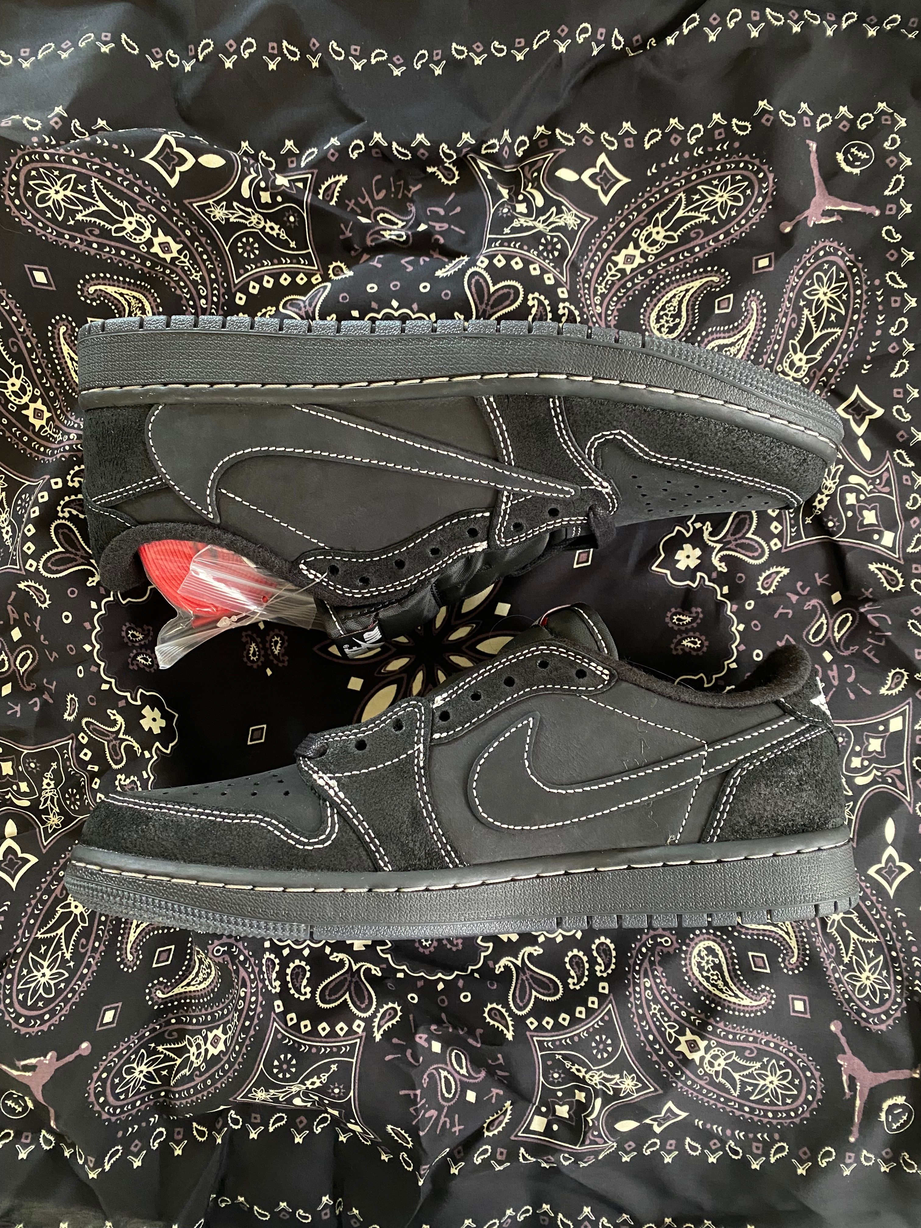 Travis Scott × Nike Air Jordan 1 Low OG SP "Black Phantom"
