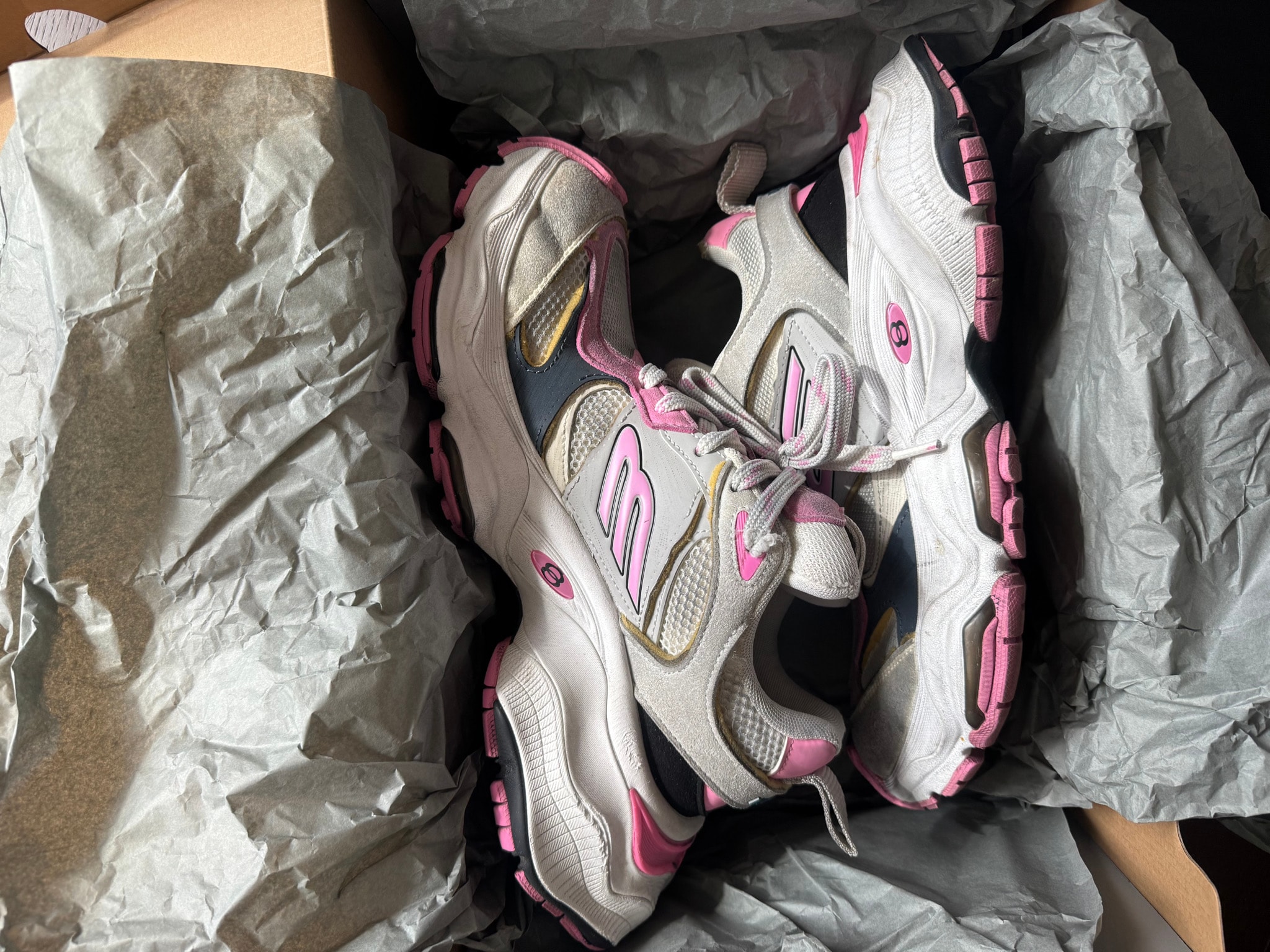 BALENCIAGA Women's Cargo Sneaker "Grey/White/Pink"