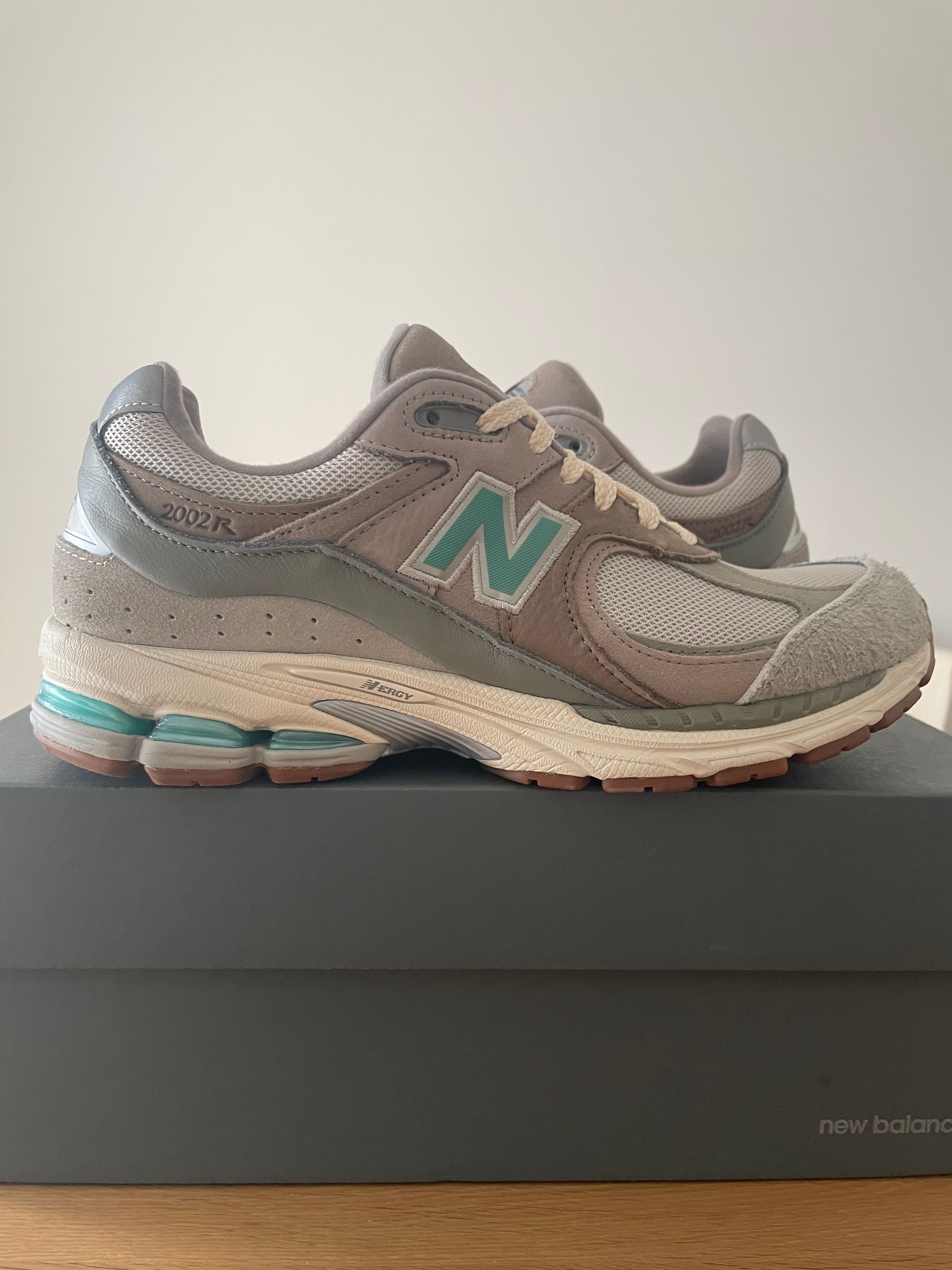 atmos × New Balance 2002R "Oasis"