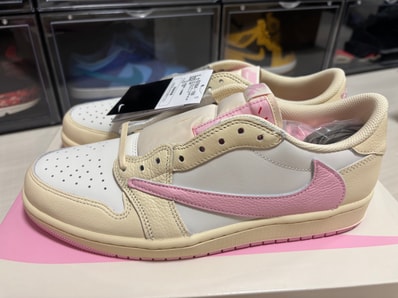 Travis Scott × Nike Air Jordan 1 Retro Low OG "Muslin/Shy Pink"