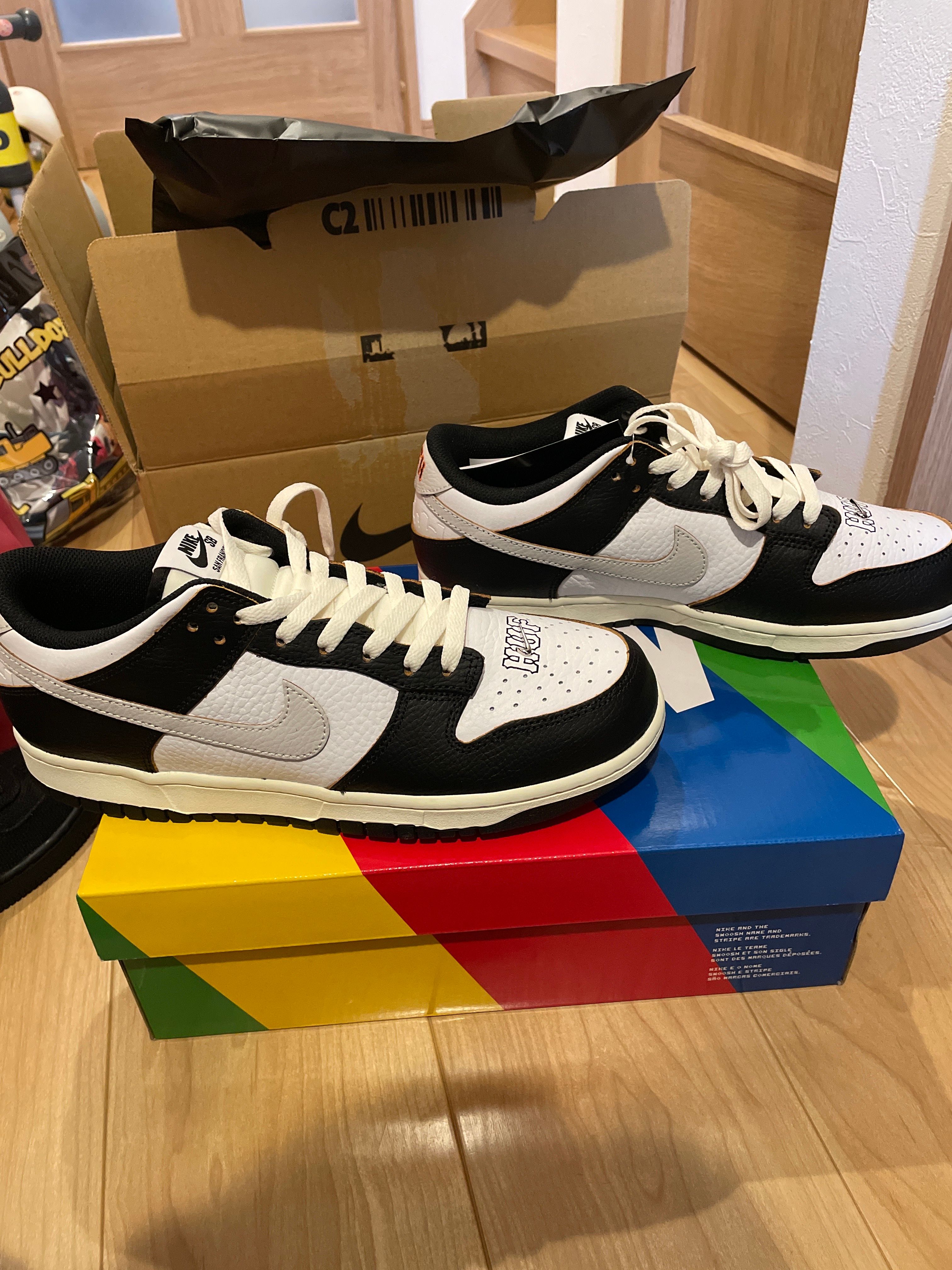 HUF × Nike SB Dunk Low "San Francisco"