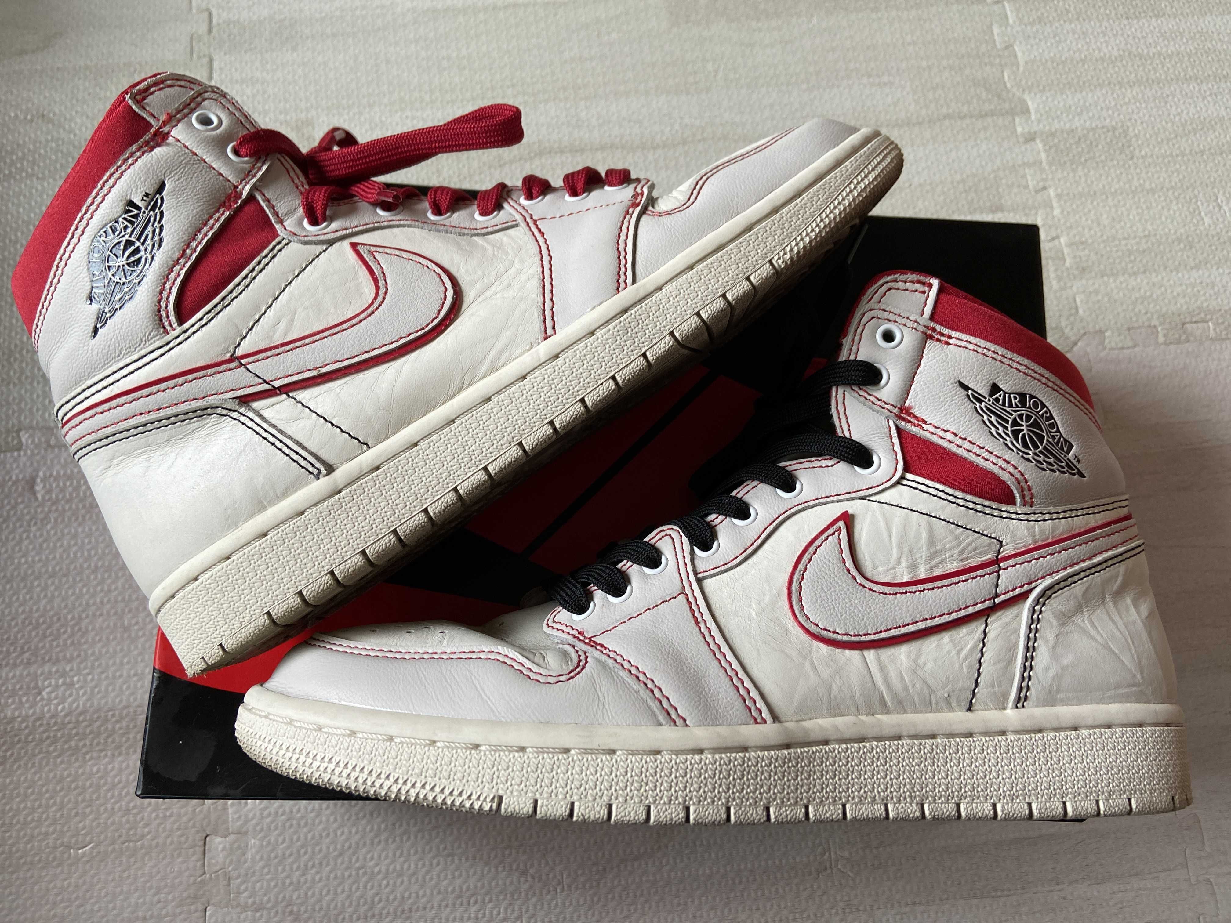 Nike Air Jordan 1 Retro High OG "Sail/University Red"