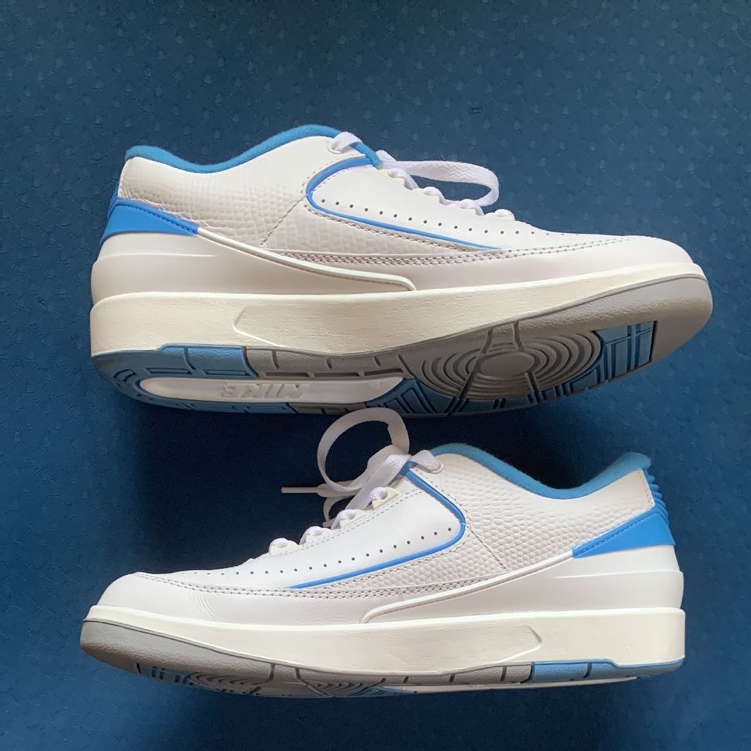 Nike Air Jordan 2 Retro Low "University Blue"