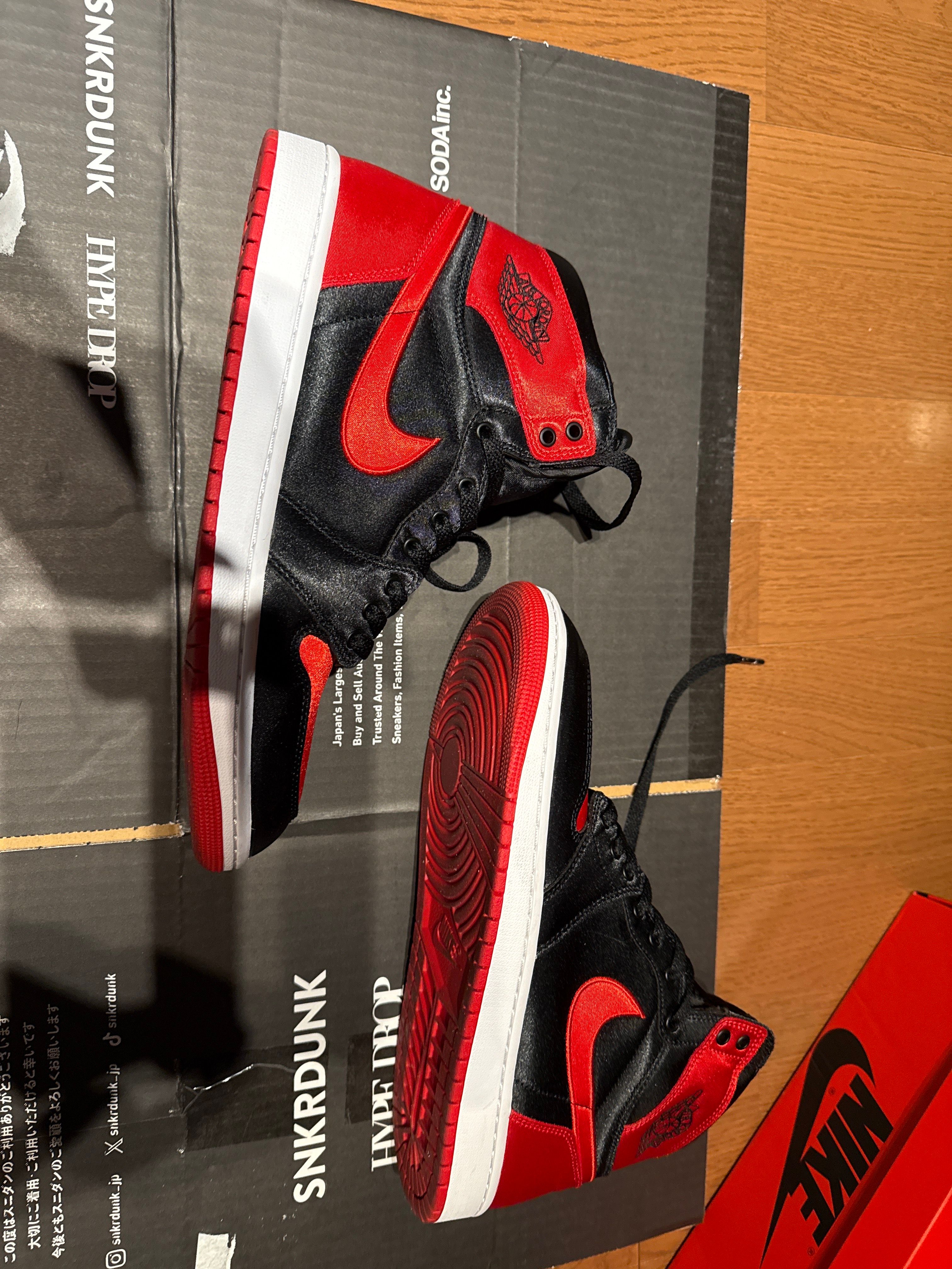 Nike Women's Air Jordan 1 Retro High OG "Satin Bred"