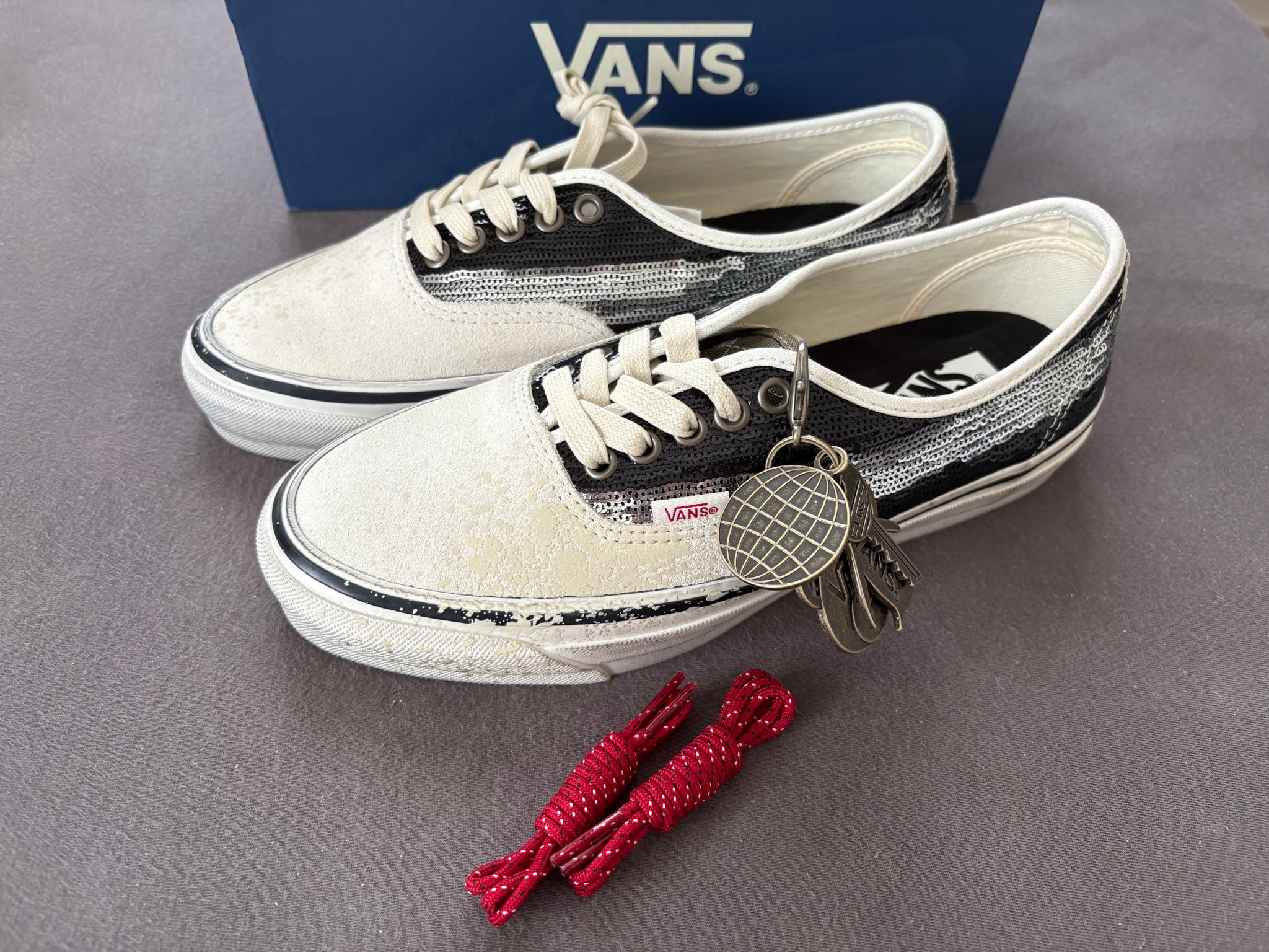 Vans Authentic "Black/White"