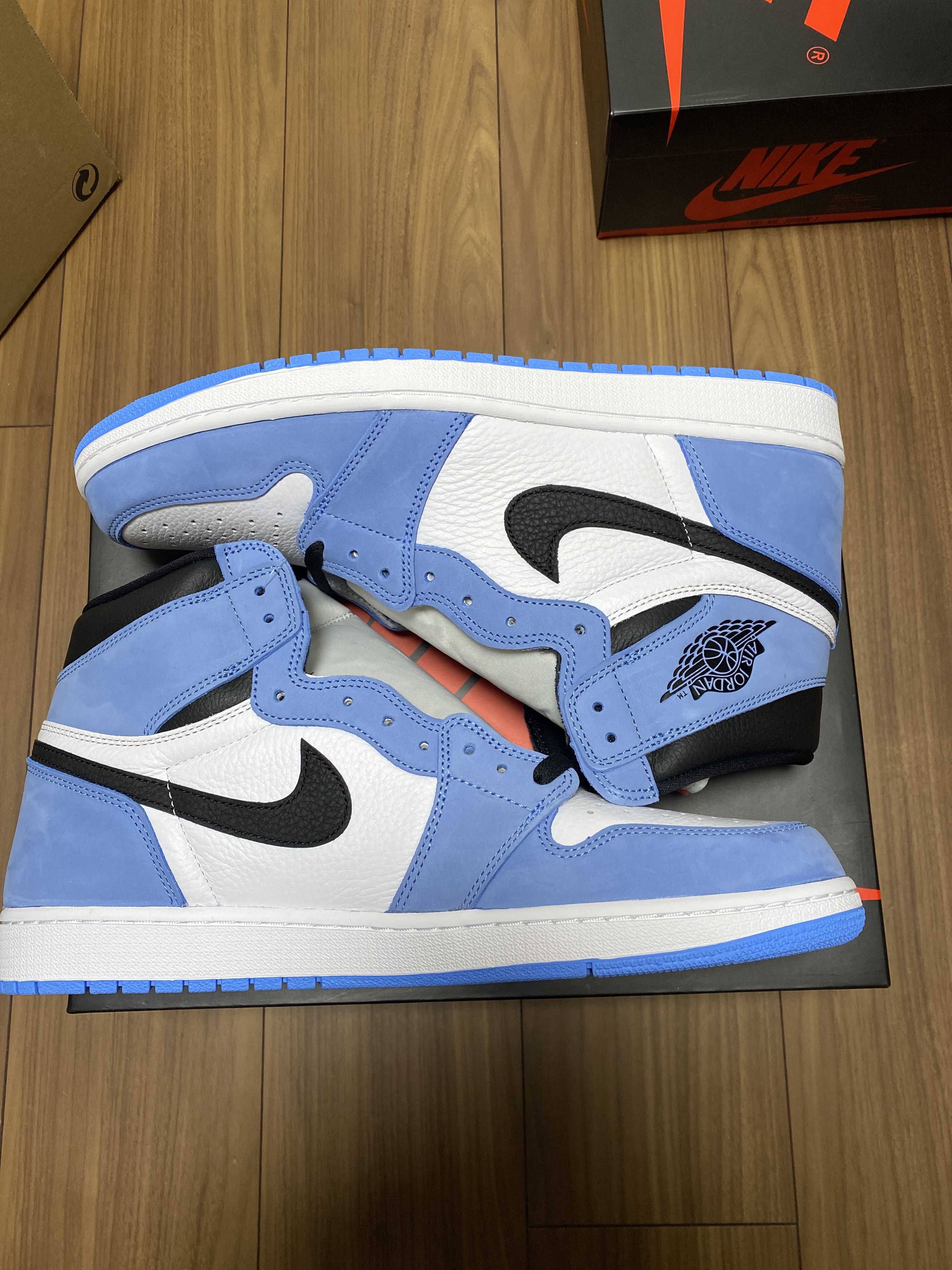 Nike Air Jordan 1 High OG "University Blue"