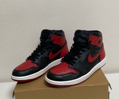 Nike Air Jordan 1 Retro High OG "Bred/Banned" (2016)