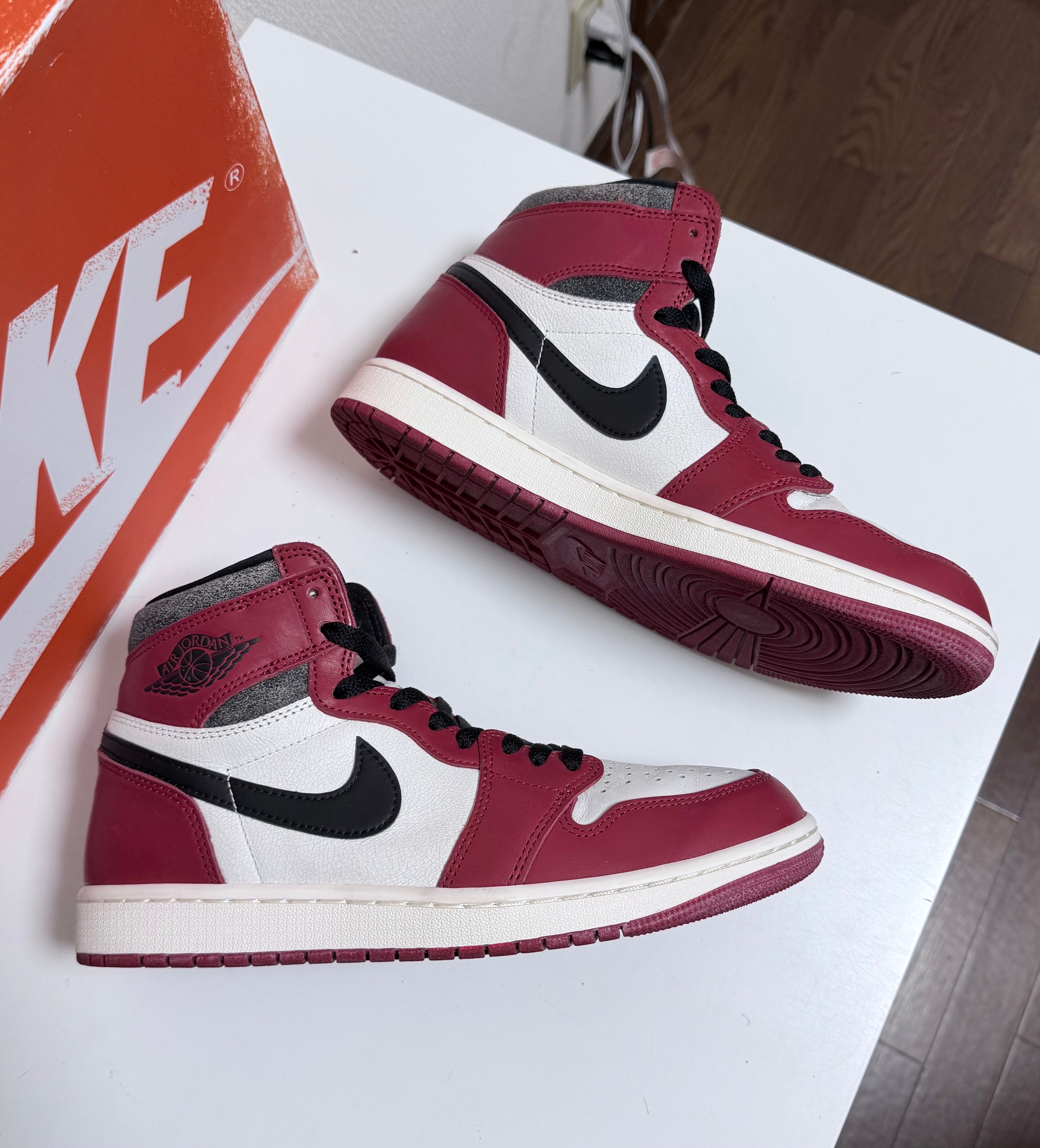 Nike Air Jordan 1 High OG "Lost & Found/Chicago"