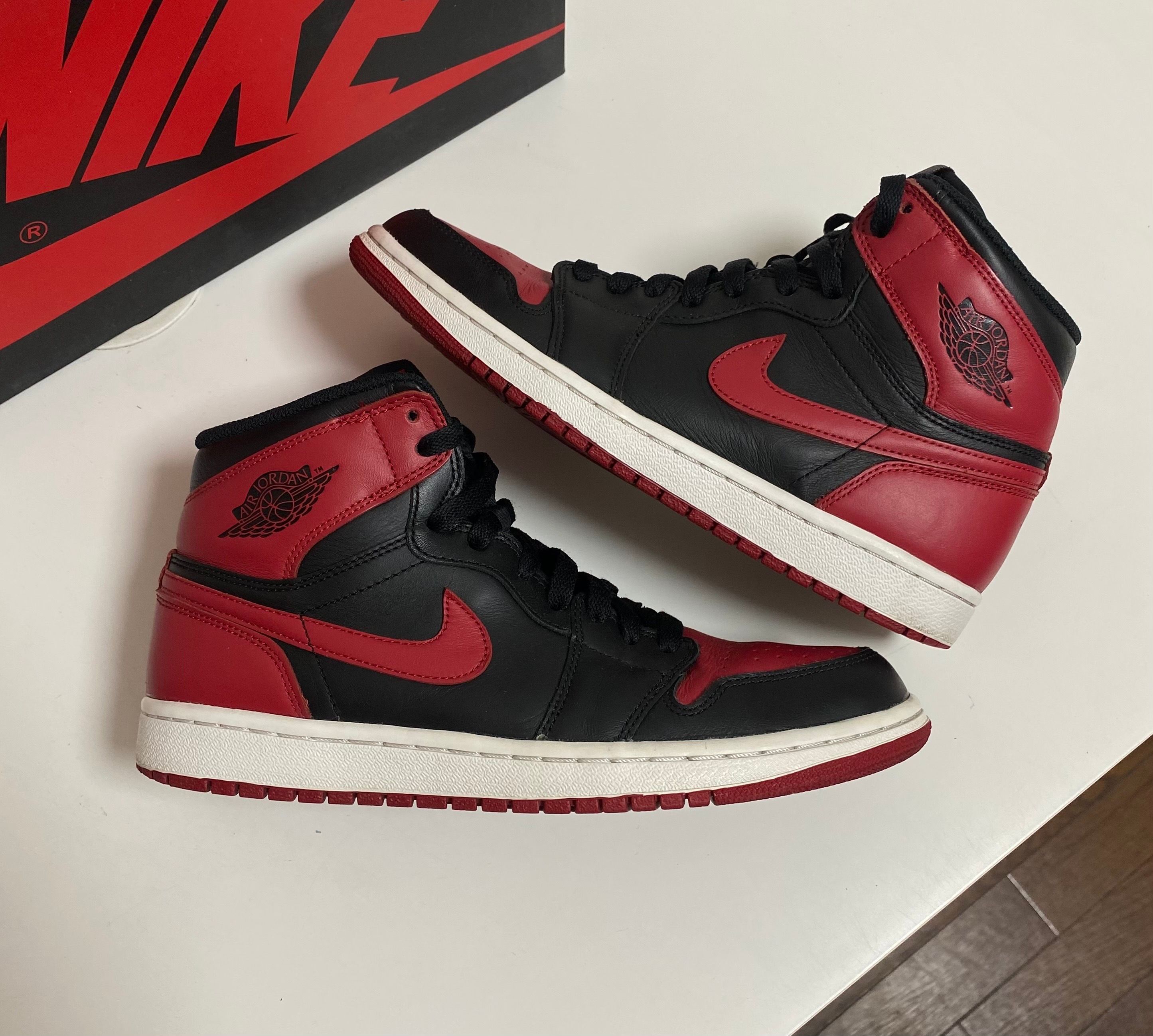 Nike Air Jordan 1 Retro High OG "Bred" (2013)