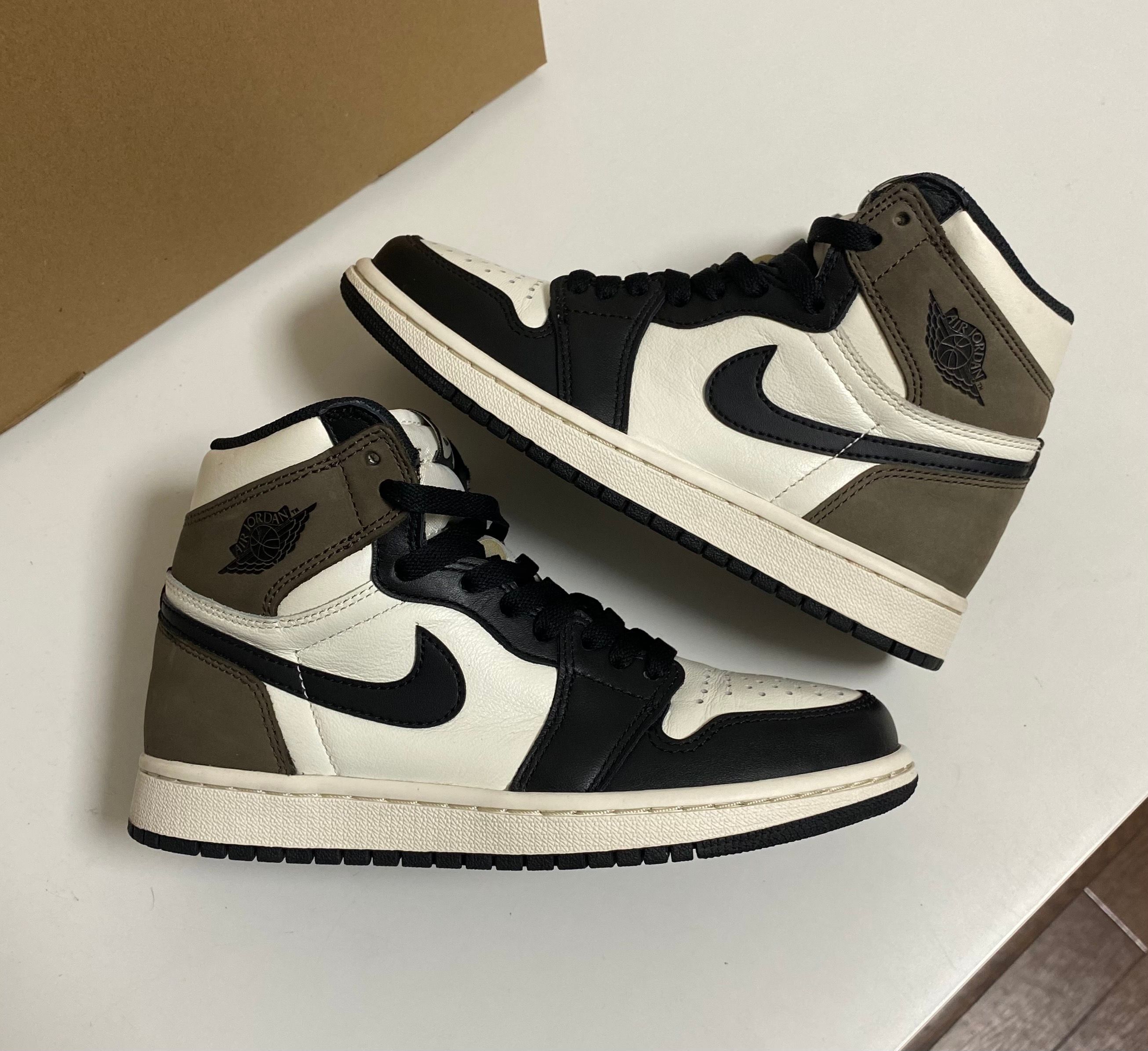 Nike Air Jordan 1 High OG "Sail/Dark Mocha/Black"