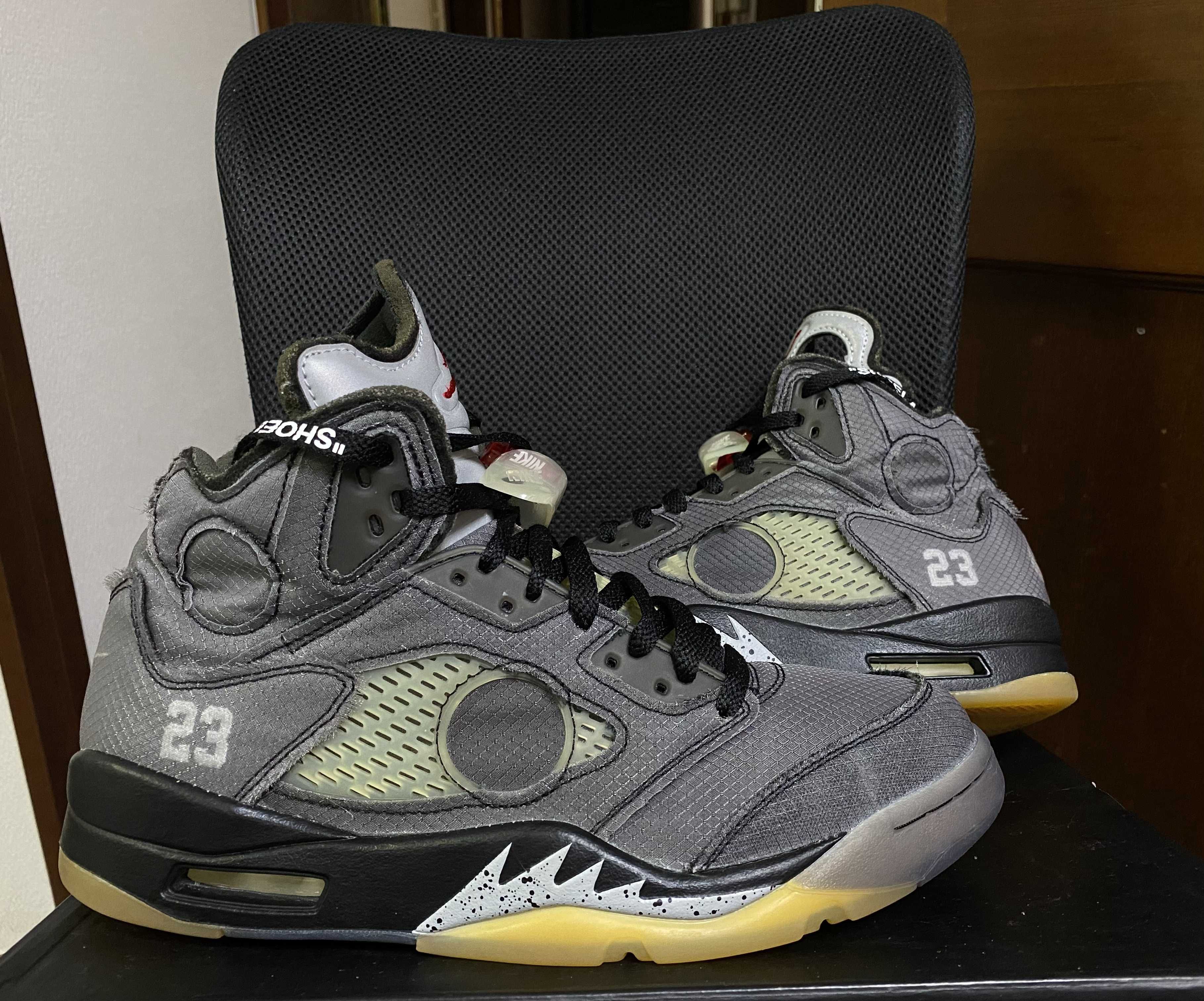 Off-White × Nike Air Jordan 5 "Black/Muslin/Fire Red"