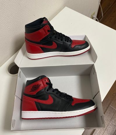 Nike Air Jordan 1 Retro High OG "Bred/Banned" (2016)