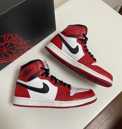 Nike Air Jordan 1 Retro High "Chicago" (2013)