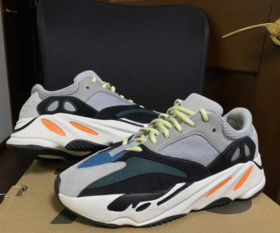 adidas YEEZY Boost 700 "Wave Runner"