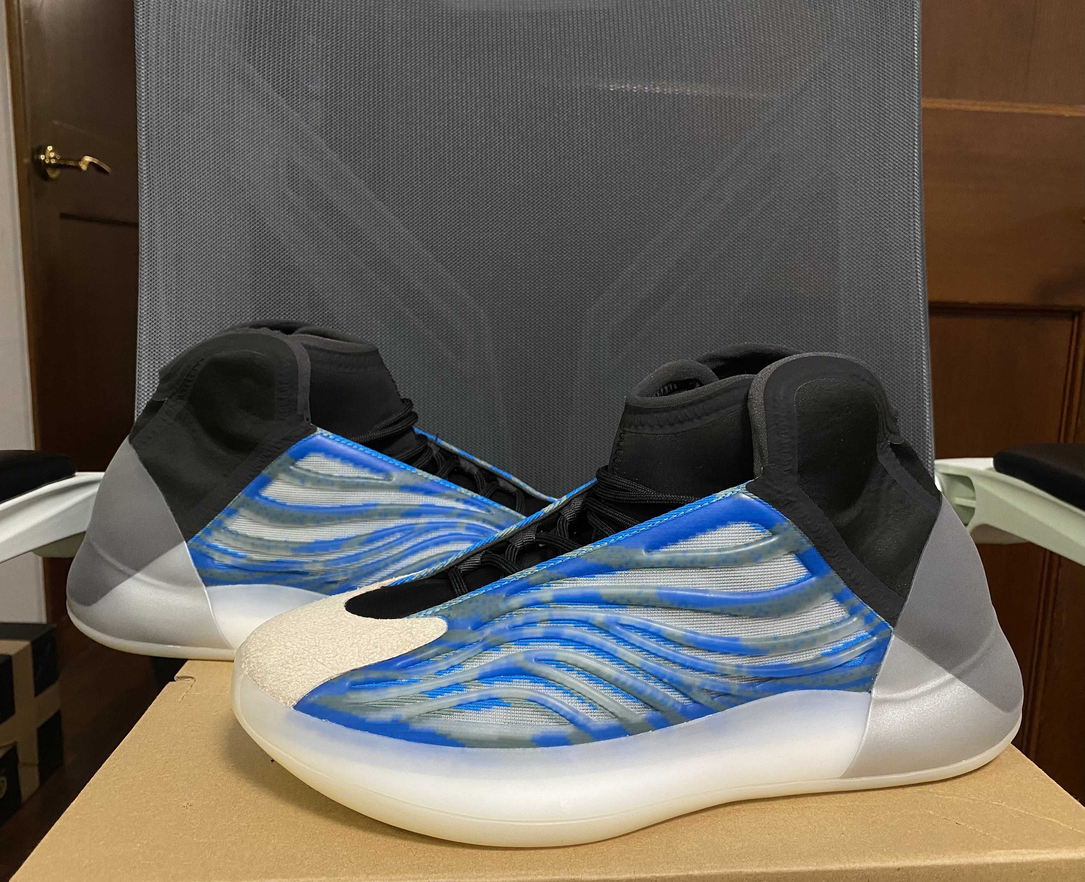 adidas YEEZY Quantum "Frozen Blue"
