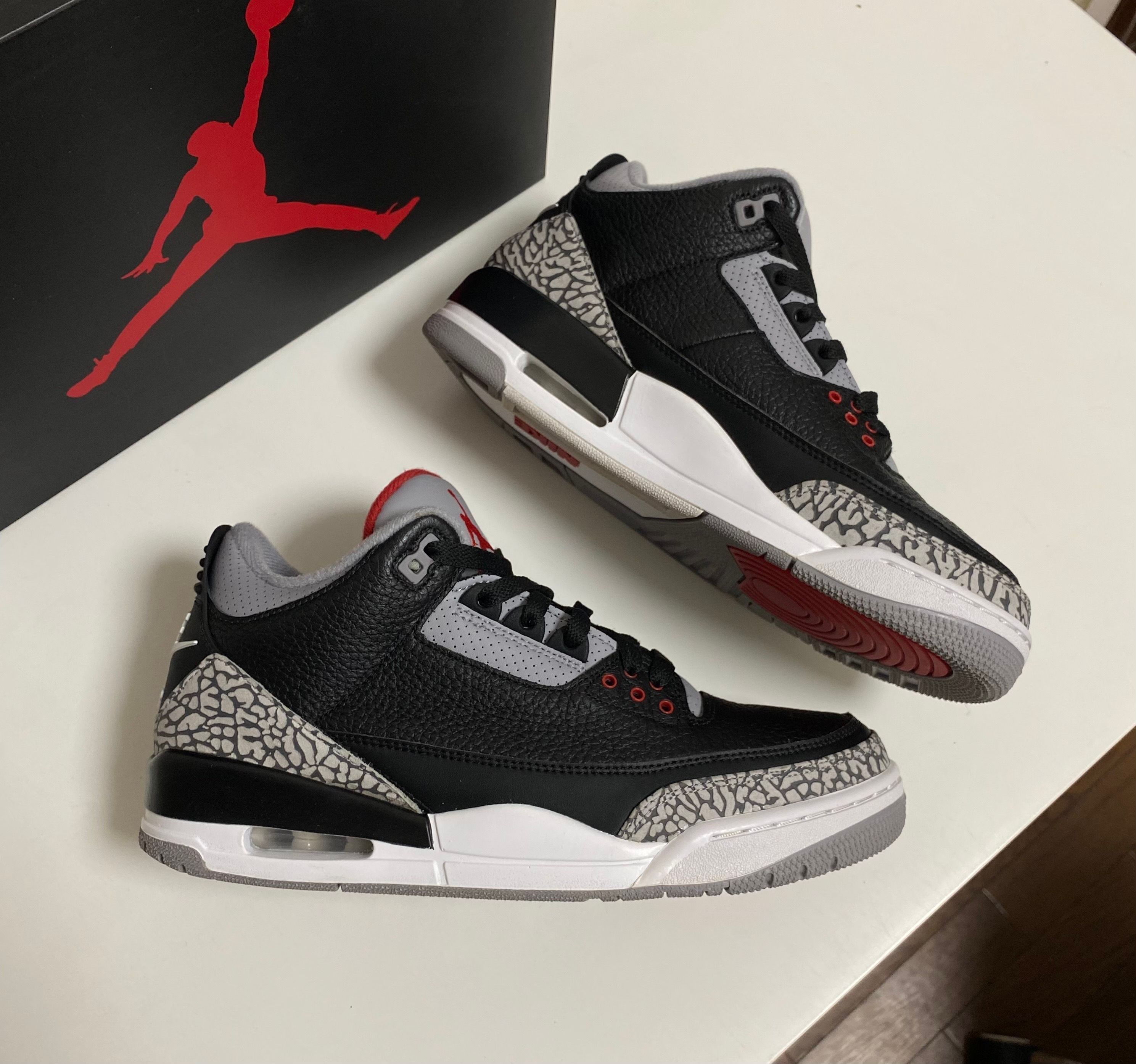 Nike Air Jordan 3 Retro OG "Black Cement" (2018)